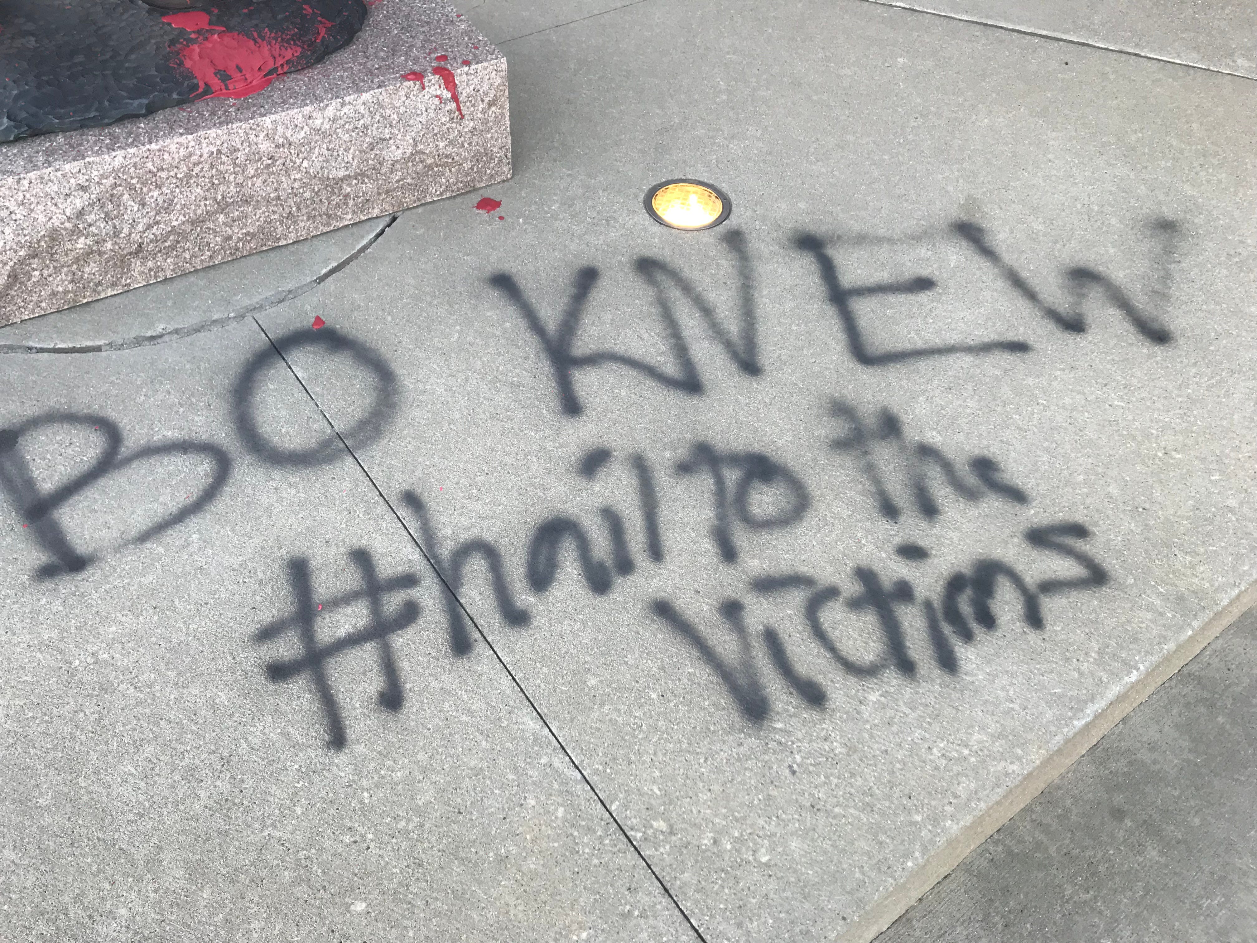 Bo Schembechler Statue At University Of Michigan Vandalized