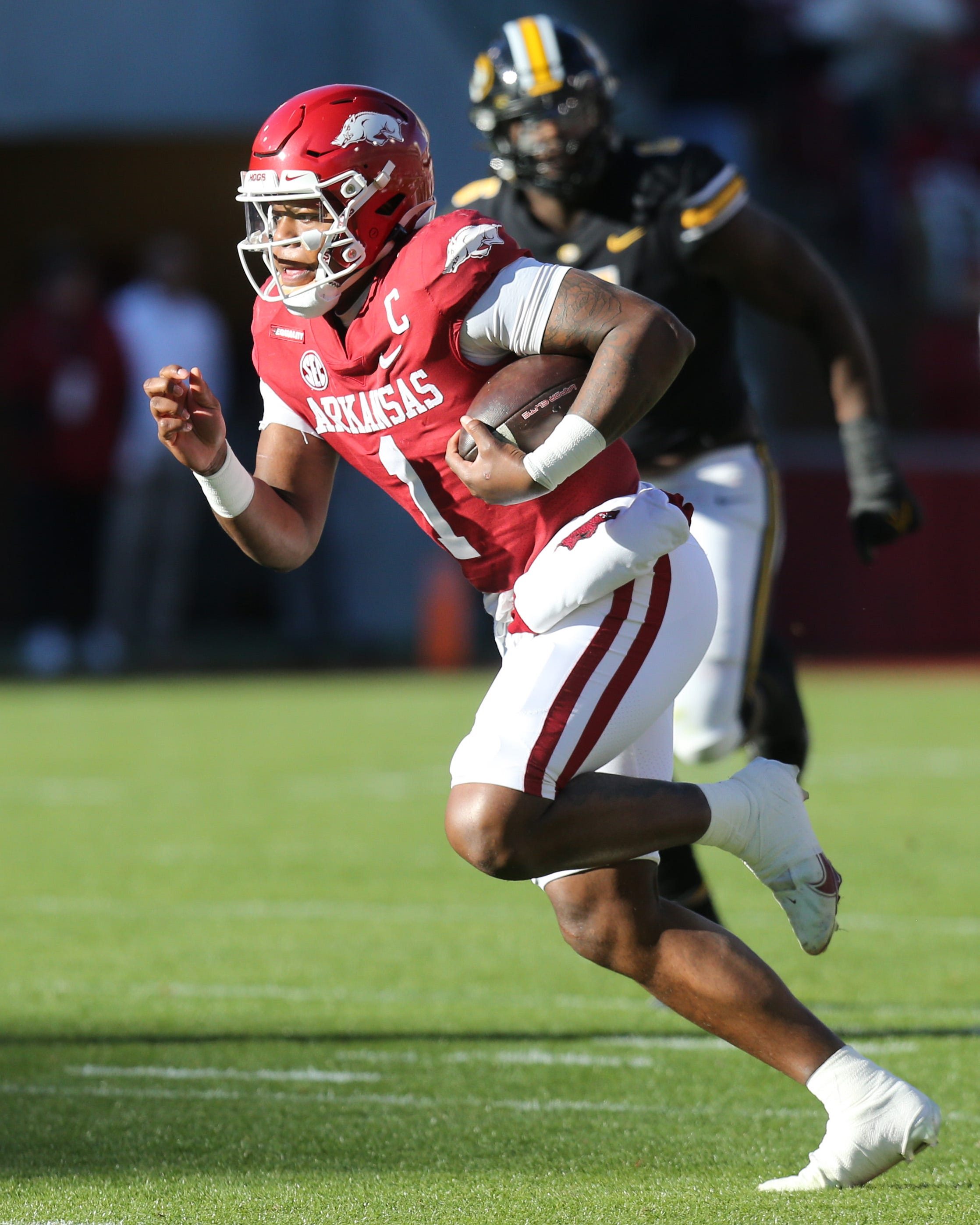 Arkansas Football Adds Battle Line Rivalry Trophy To Collection By ...