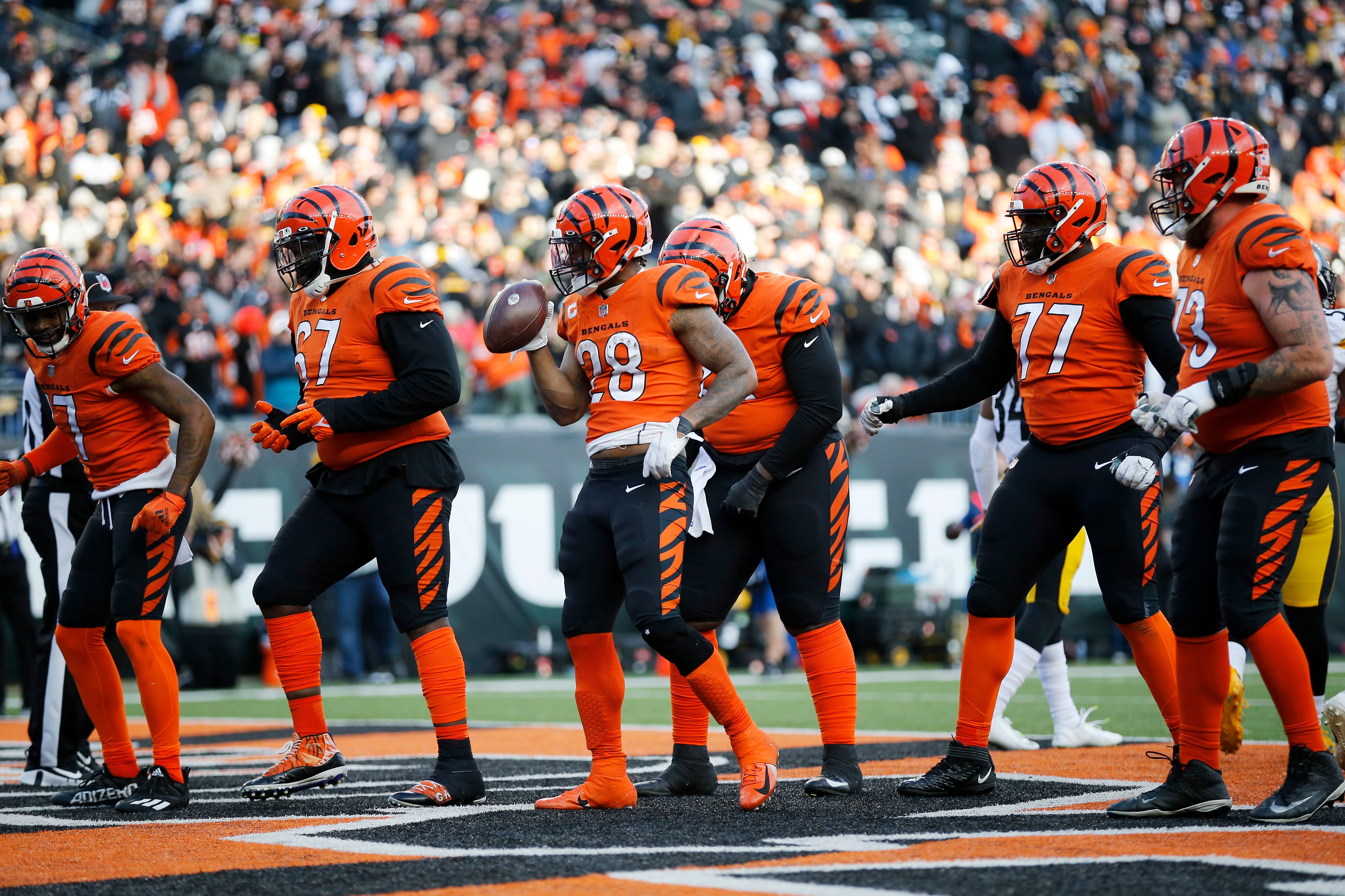 Reactions: Cincinnati Bengals move to 7-4 with 41-10 rout of Steelers