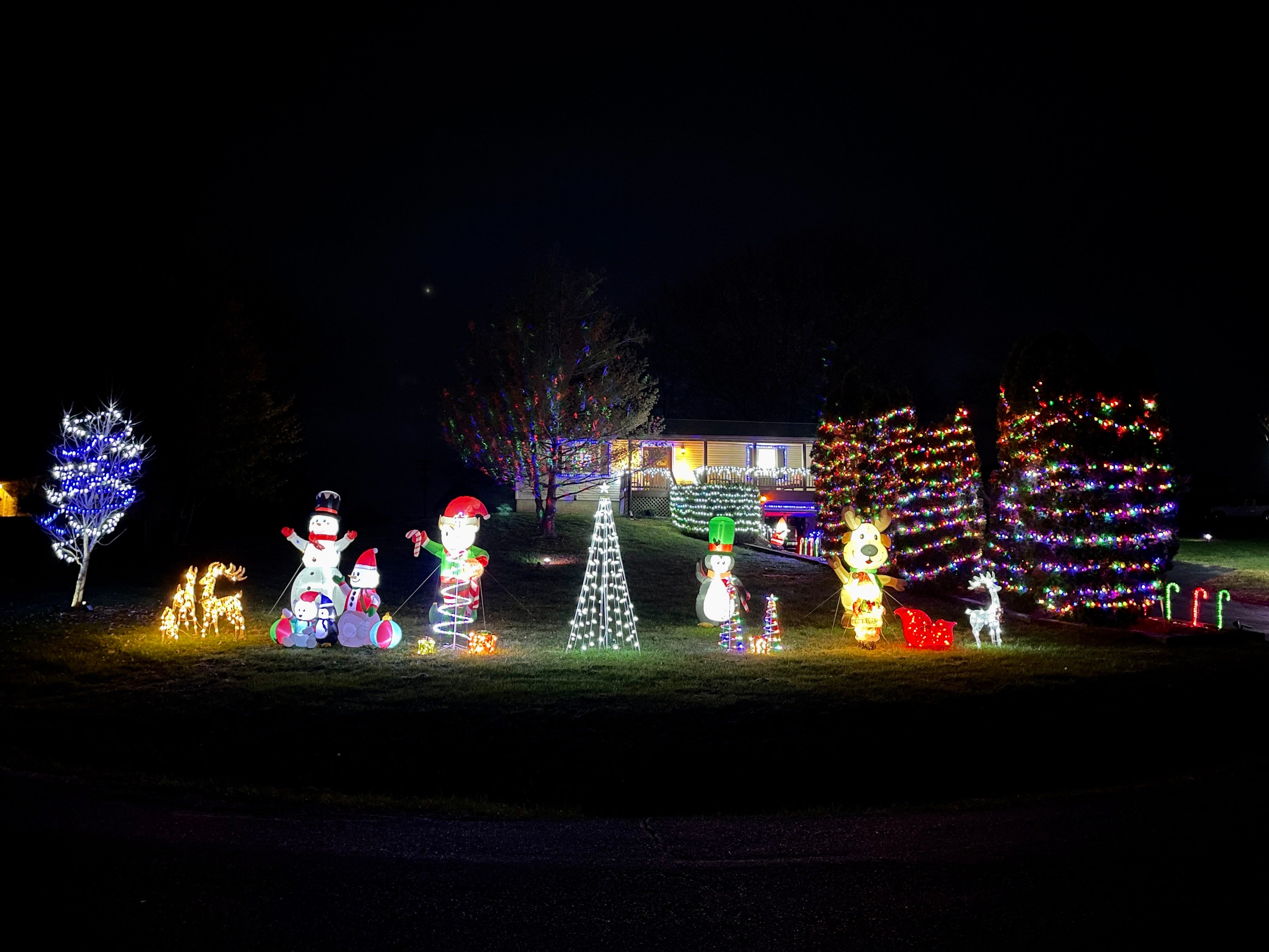 Christmas Lights Raleigh 2022 Christmas Light Displays Map Guides To 21 Springfield Area Homes