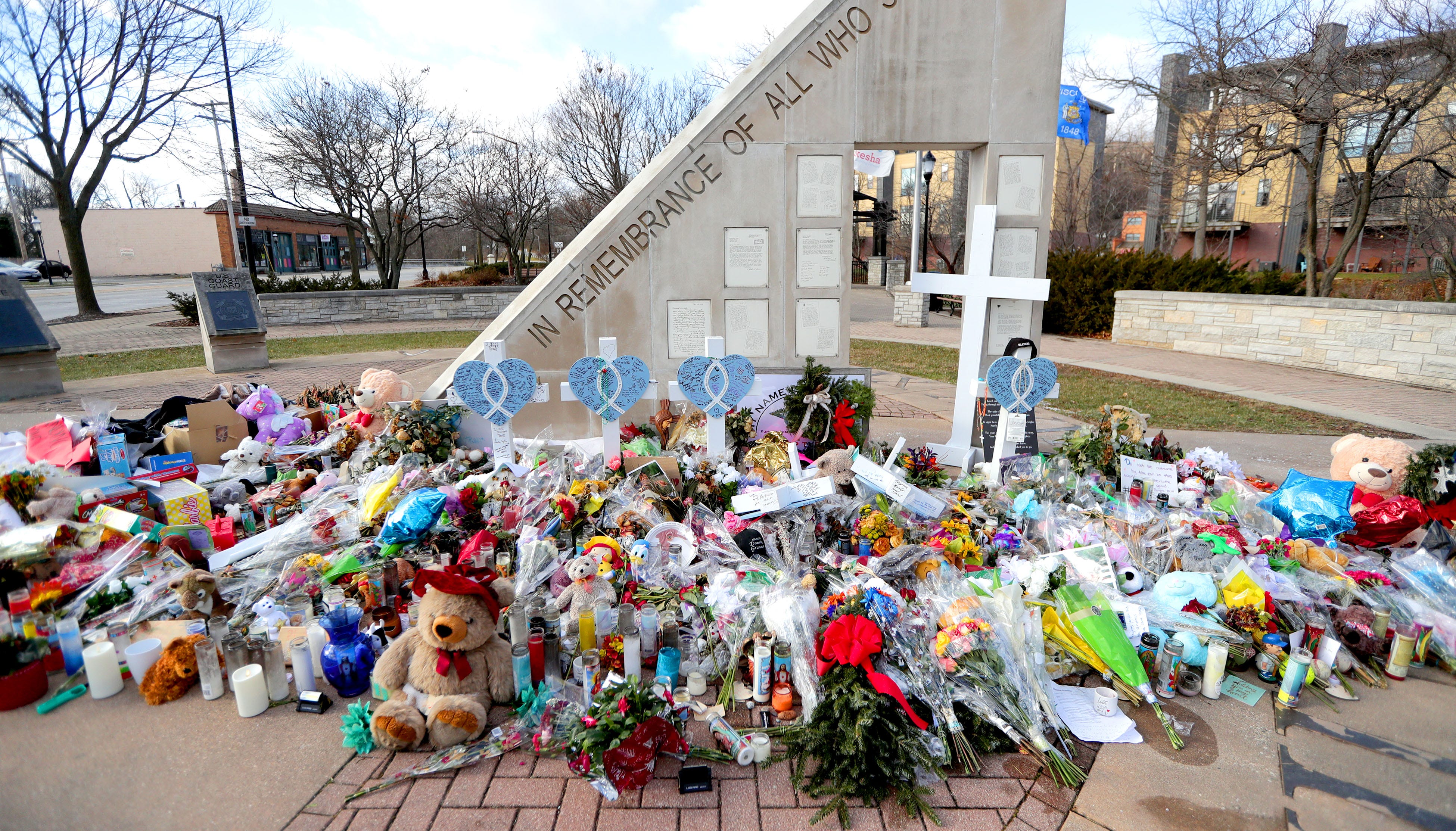 Waukesha Christmas Parade tragedy memorial to be taken down Dec. 29