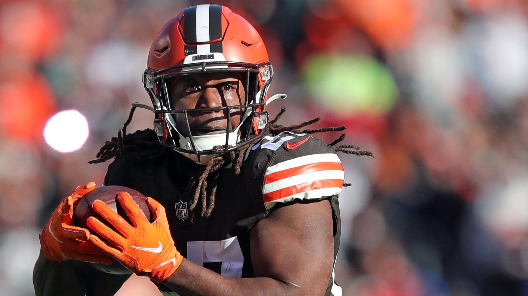 WATCH: 'He needs to be more patient, Browns coach Stump Mitchell says of  Kareem Hunt