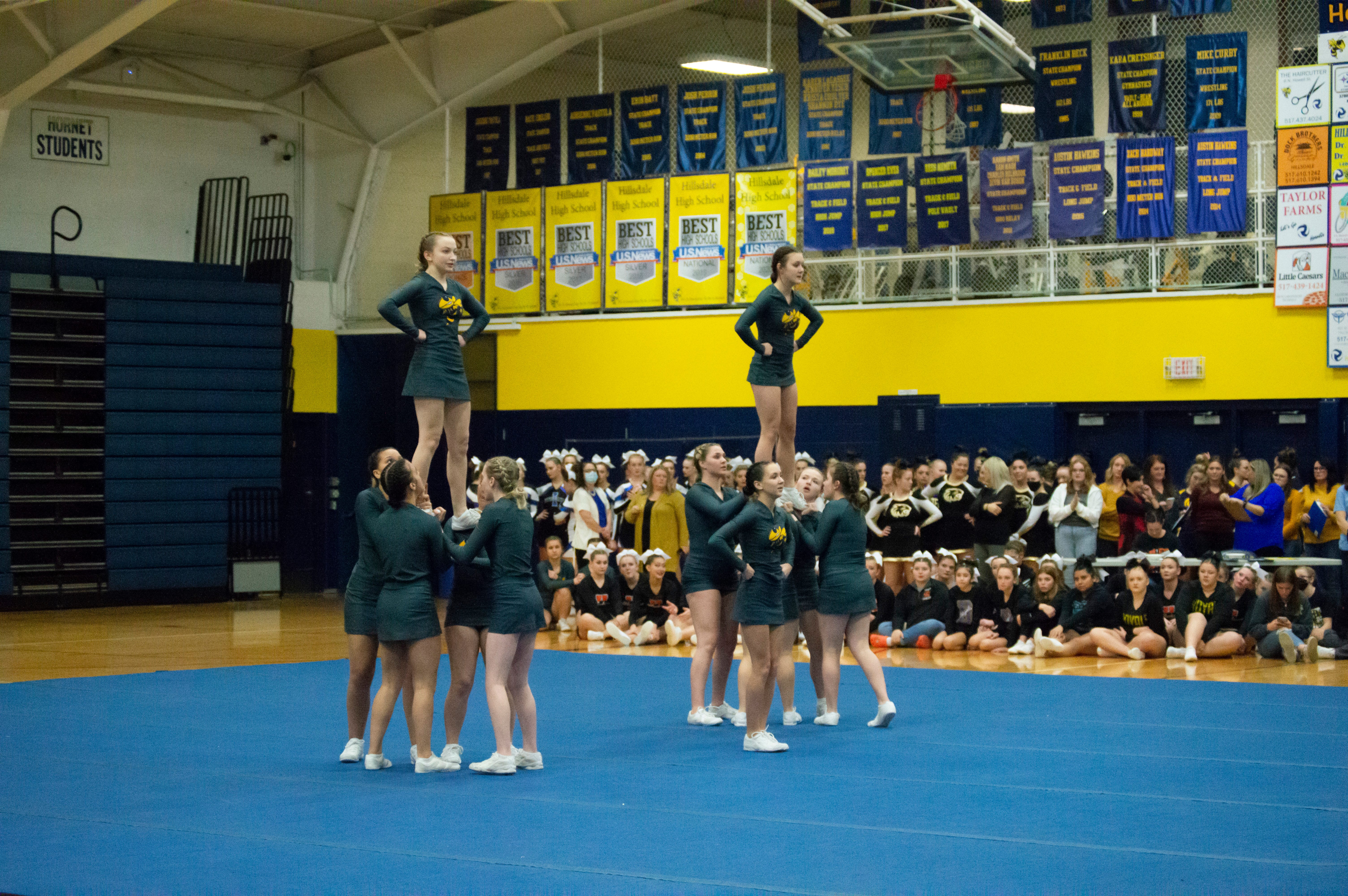 Hillsdale High School Cheer