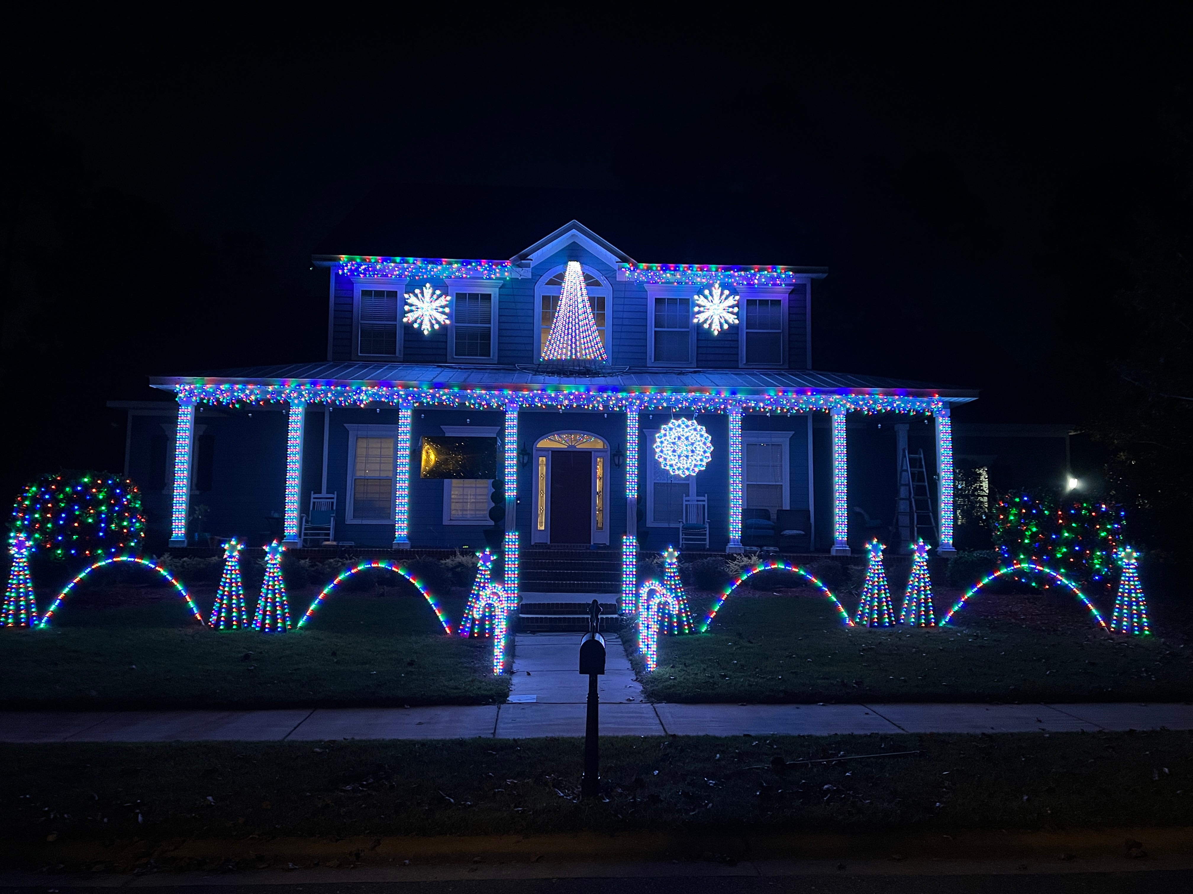 blue lights on houses 2021