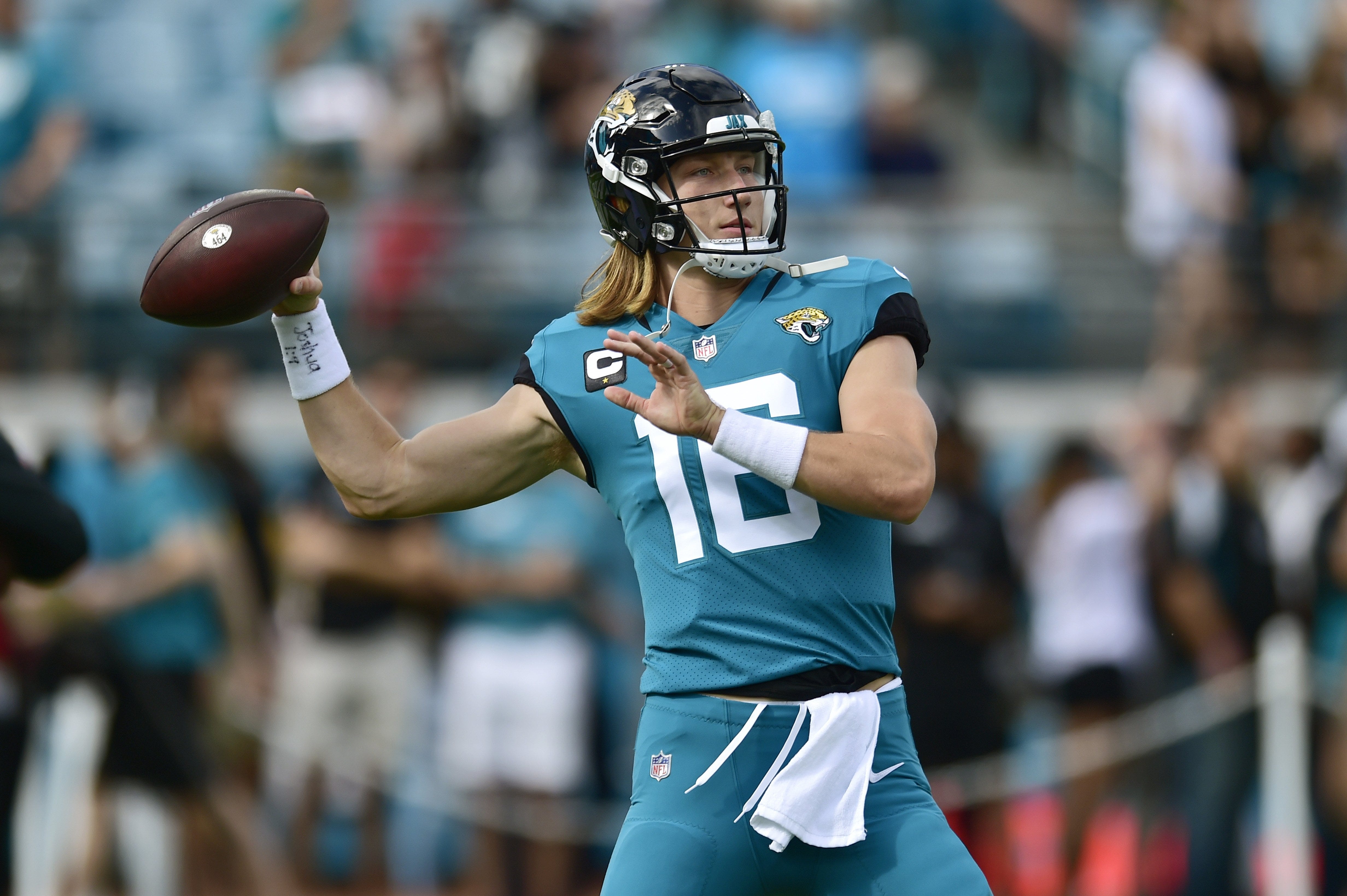 trevor lawrence jaguars uniform