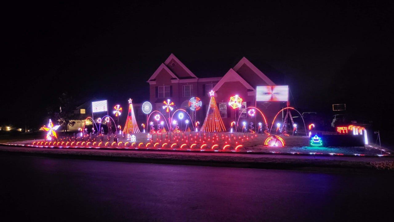 Christmas Lights In Delaware 2022 Delaware Man Has 24,000 Christmas Lights With Music From Mariah Carey, The  Weeknd, Carrie Underwood