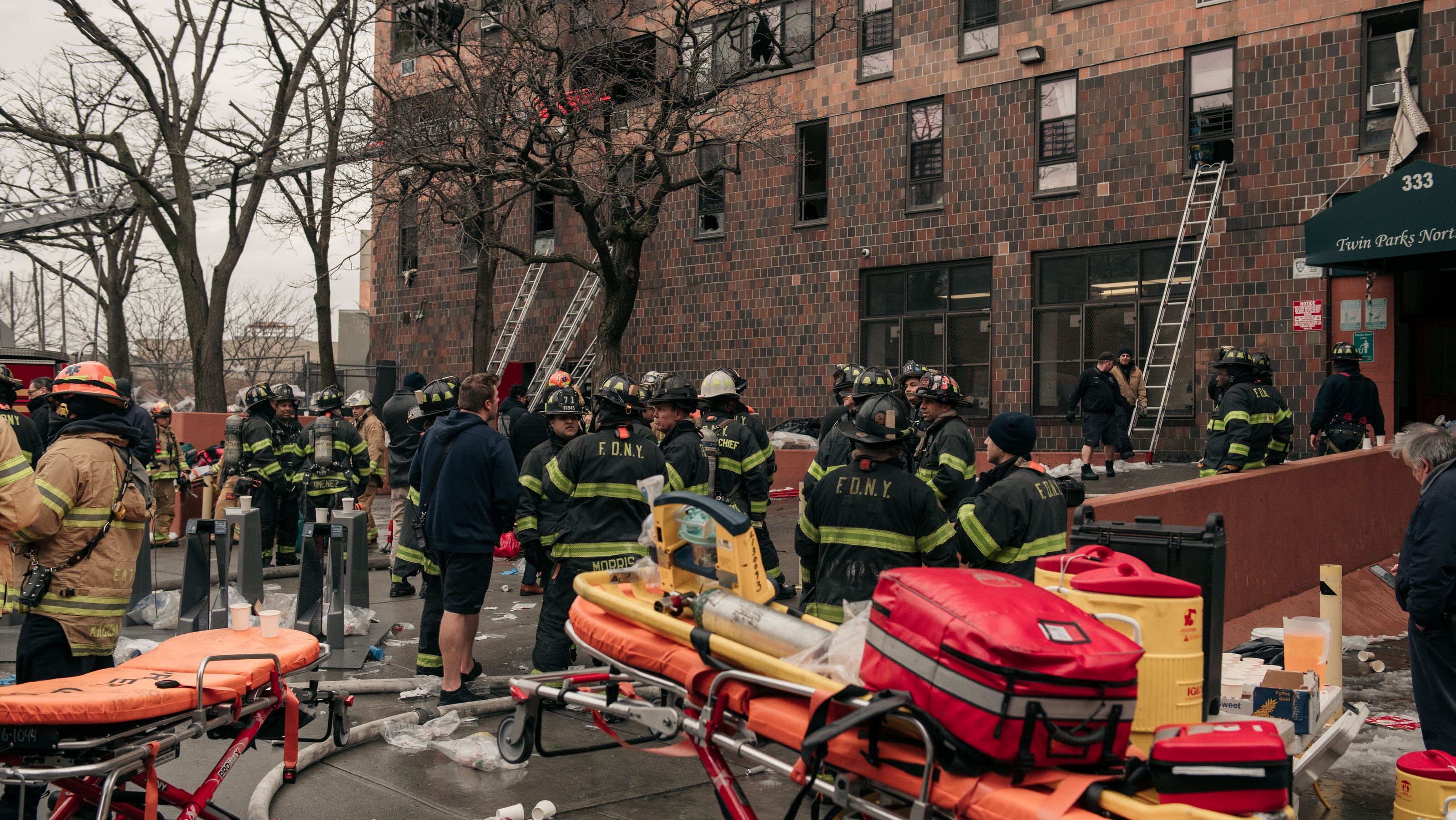 Incendio Bronx Nueva York acaba con la vida de 19 personas