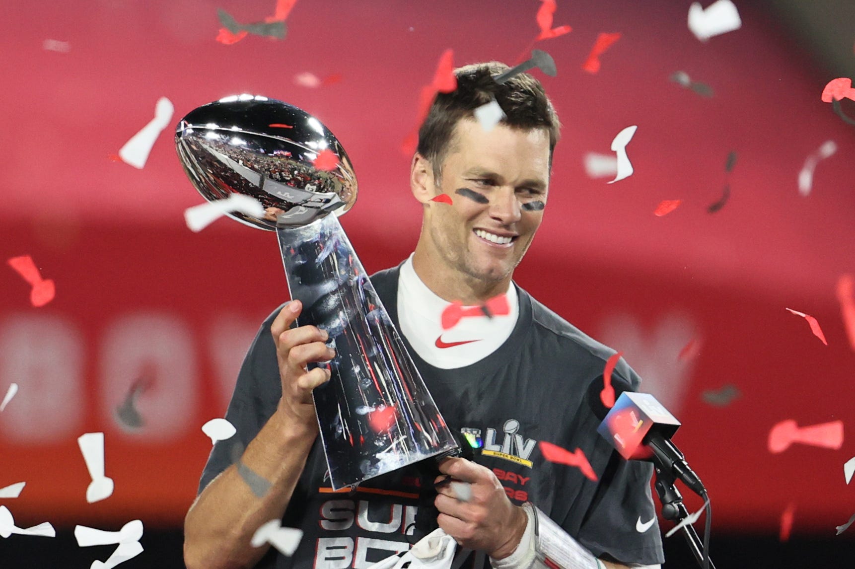 what years did tom brady win the super bowl