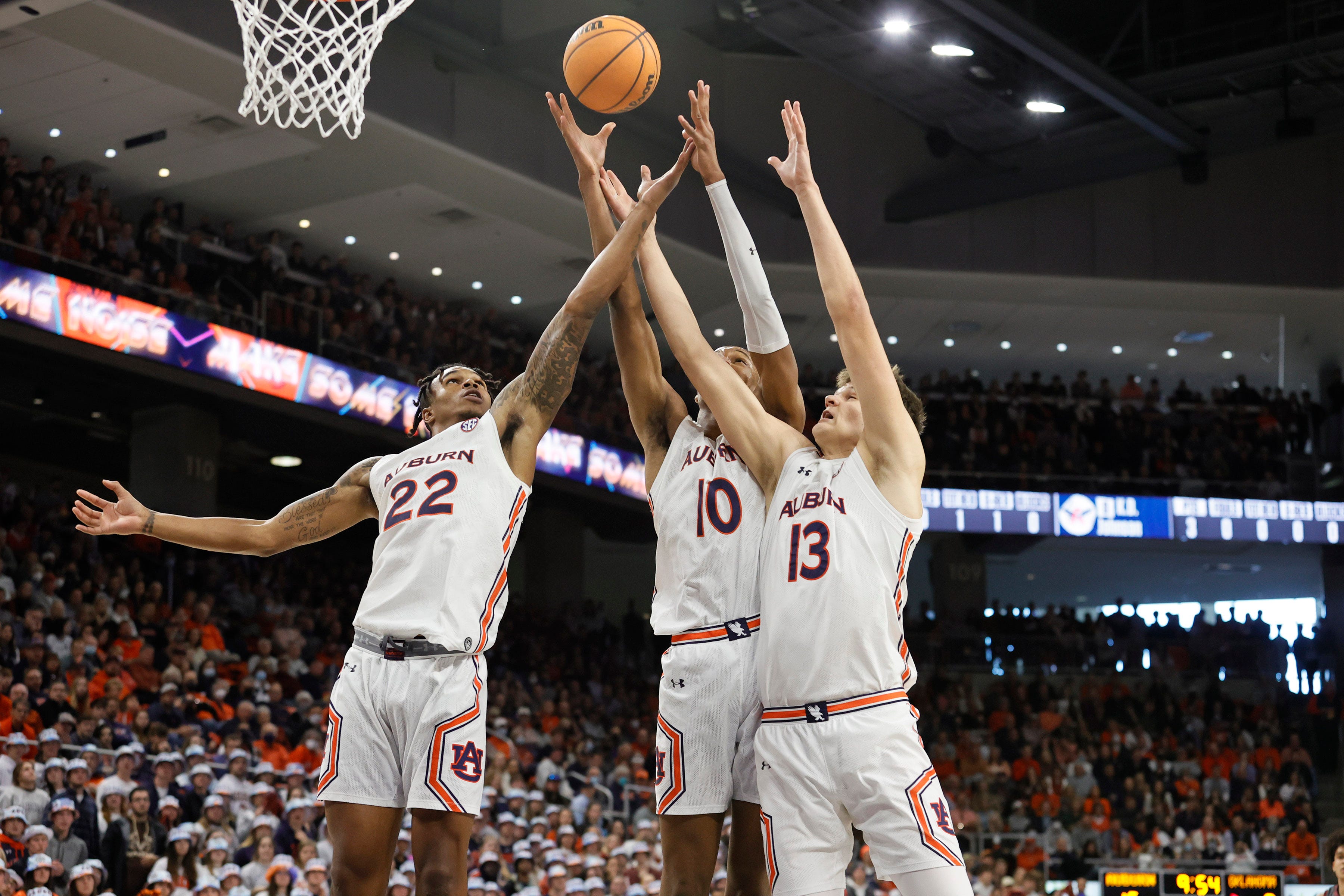 ESPN's Chris 'The Bear' Fallica picks Auburn vs. UK men's basketball