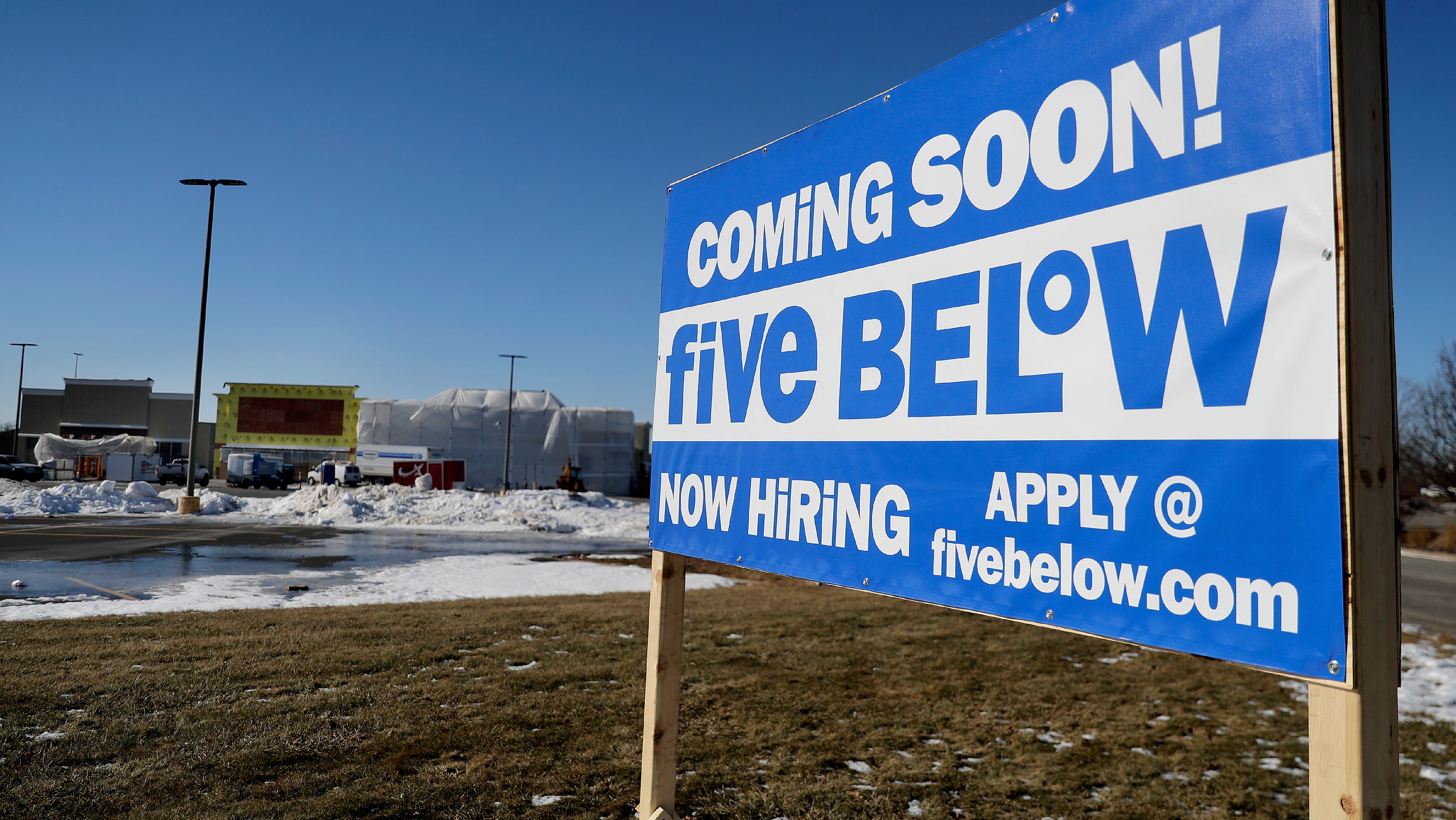 Appleton Five Below set for former Toys R Us building in Grand Chute