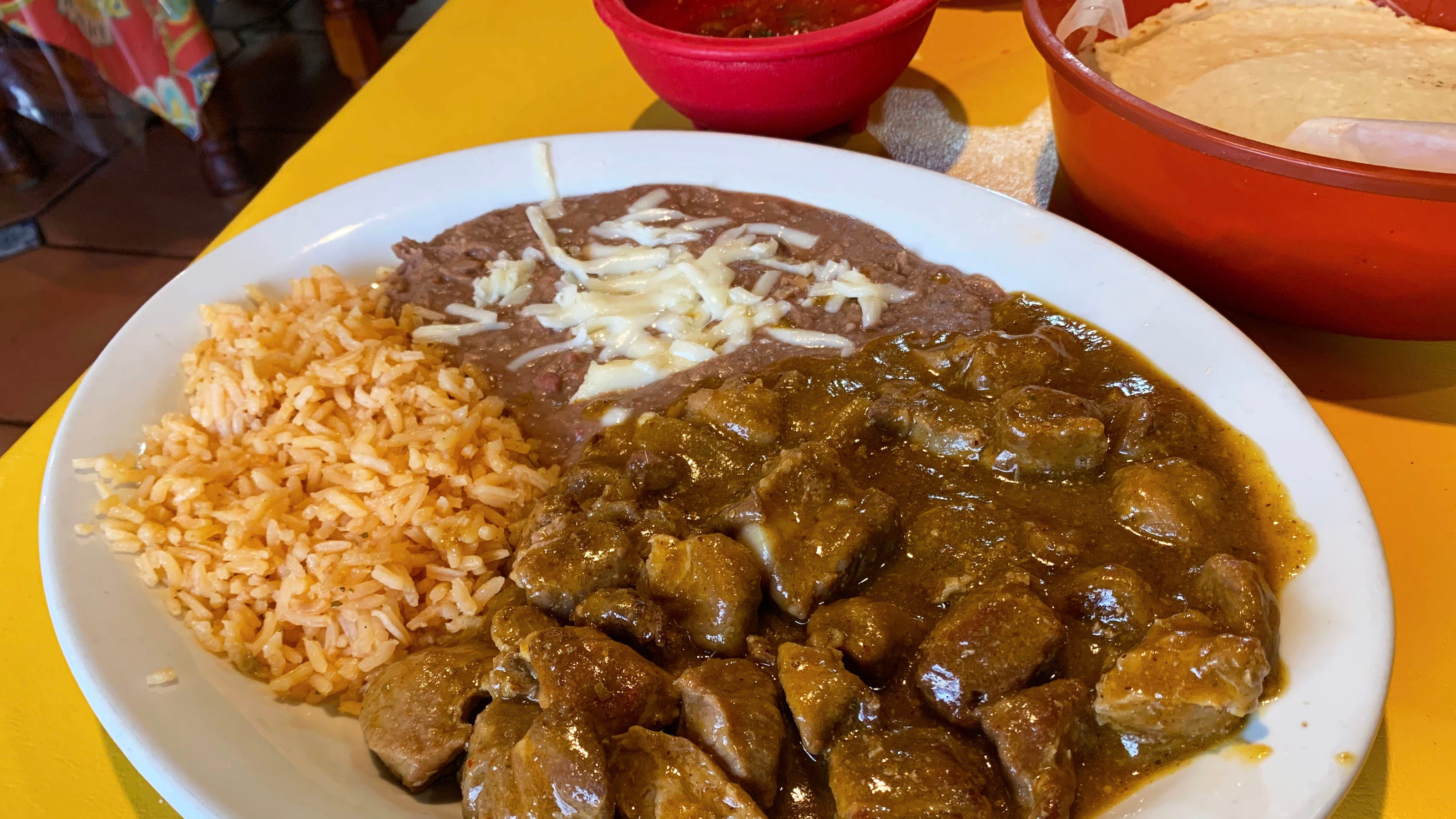 Comida mexicana en Glendale: Barbacoa, huraches, al pastor y aguachile