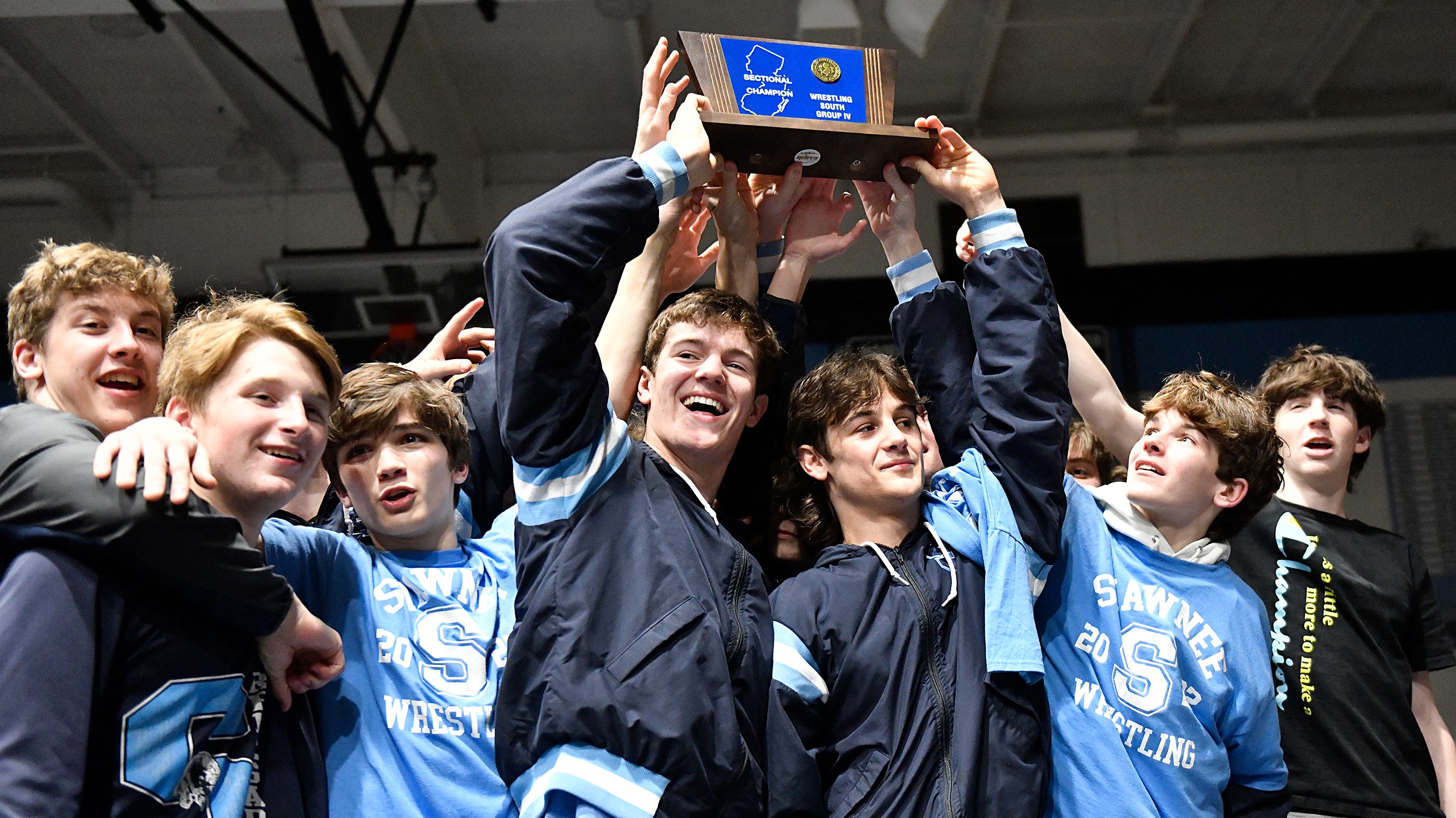 Shawnee wrestling beats Moorestown for first South Jersey championship
