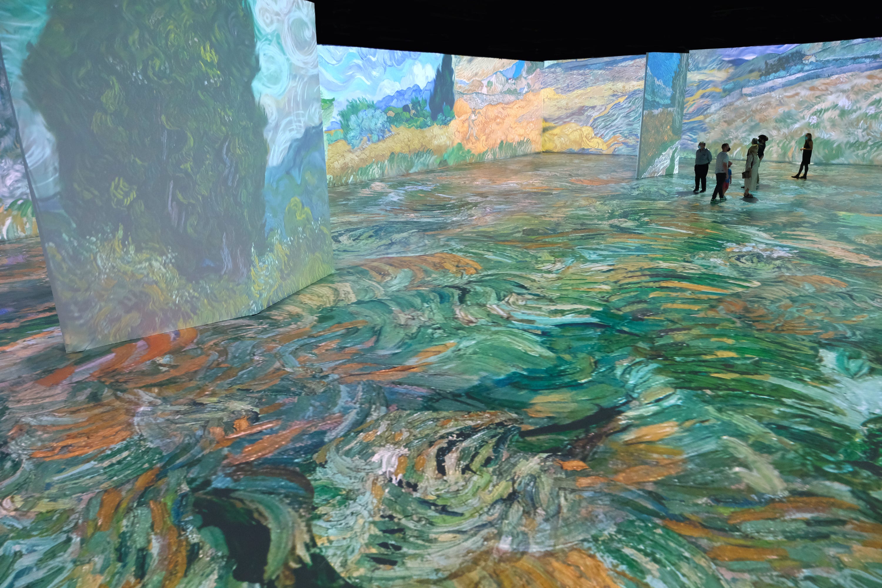 beyond van gogh an immersive experience