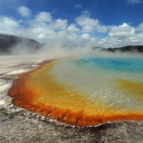 Yellowstone National Park's Sunset Lake gets its v