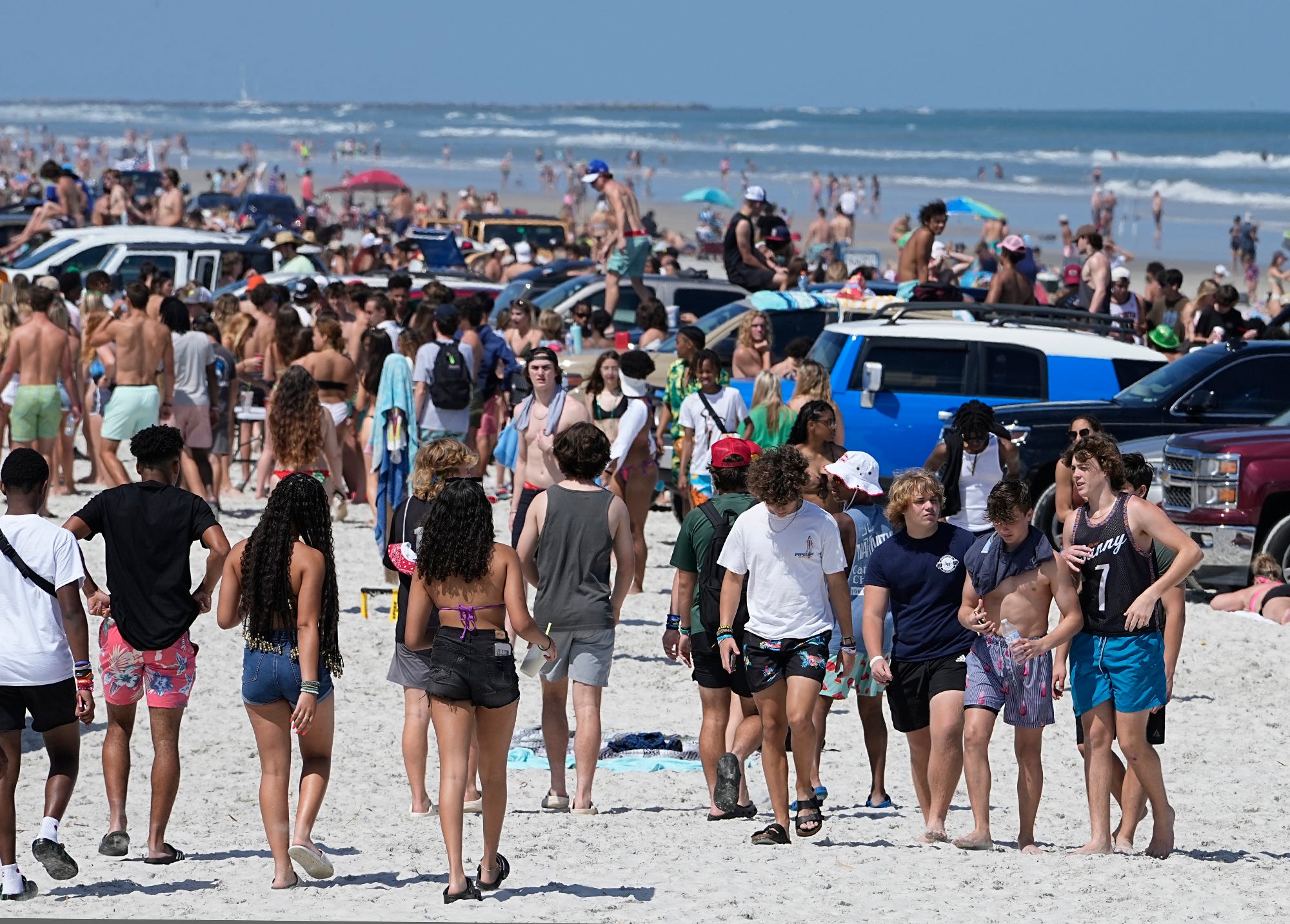 Daytona Beach spring break returns after twoyear hiatus