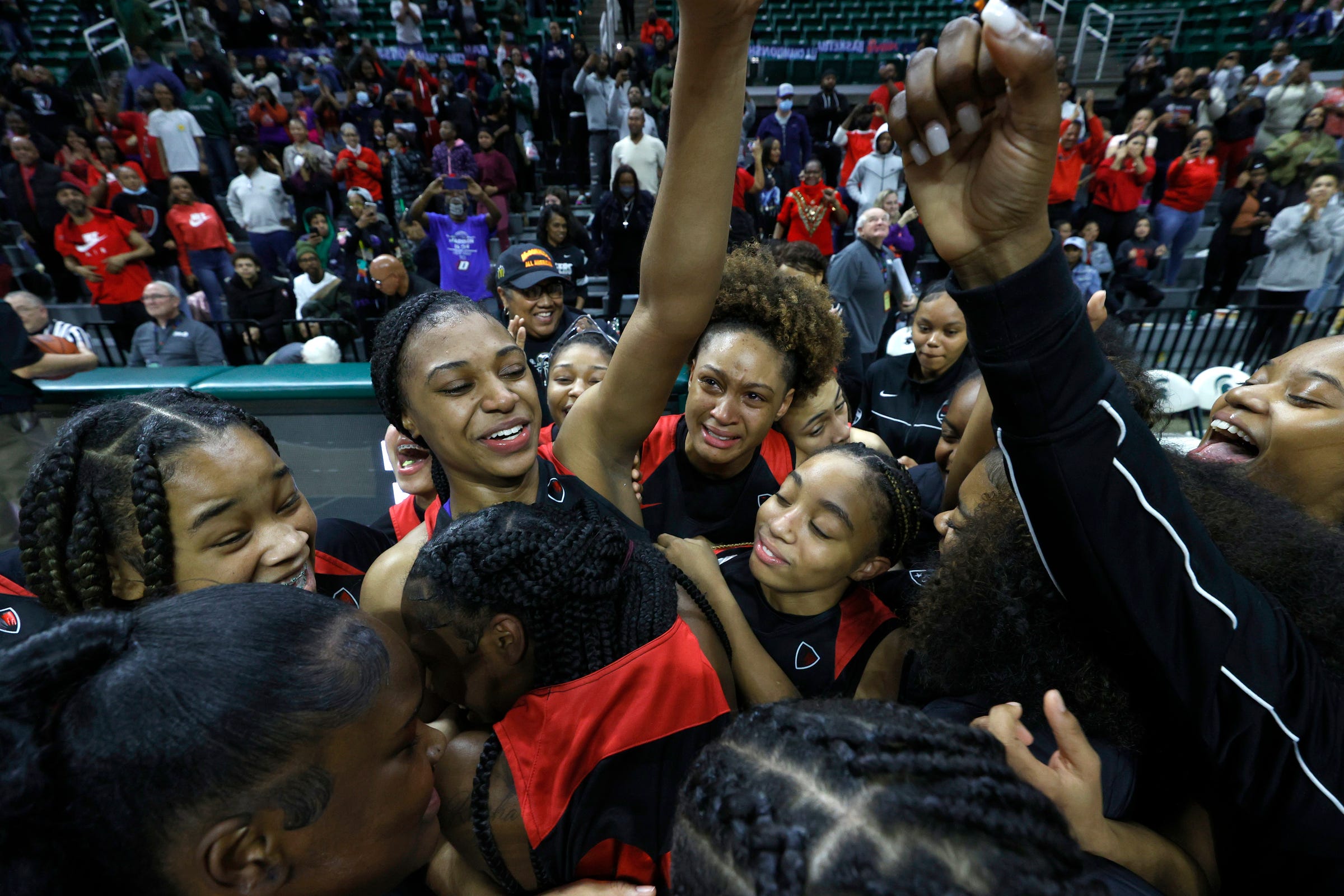 Ruby Whitehorn, Detroit Edison Capture D2 Girls Basketball Title