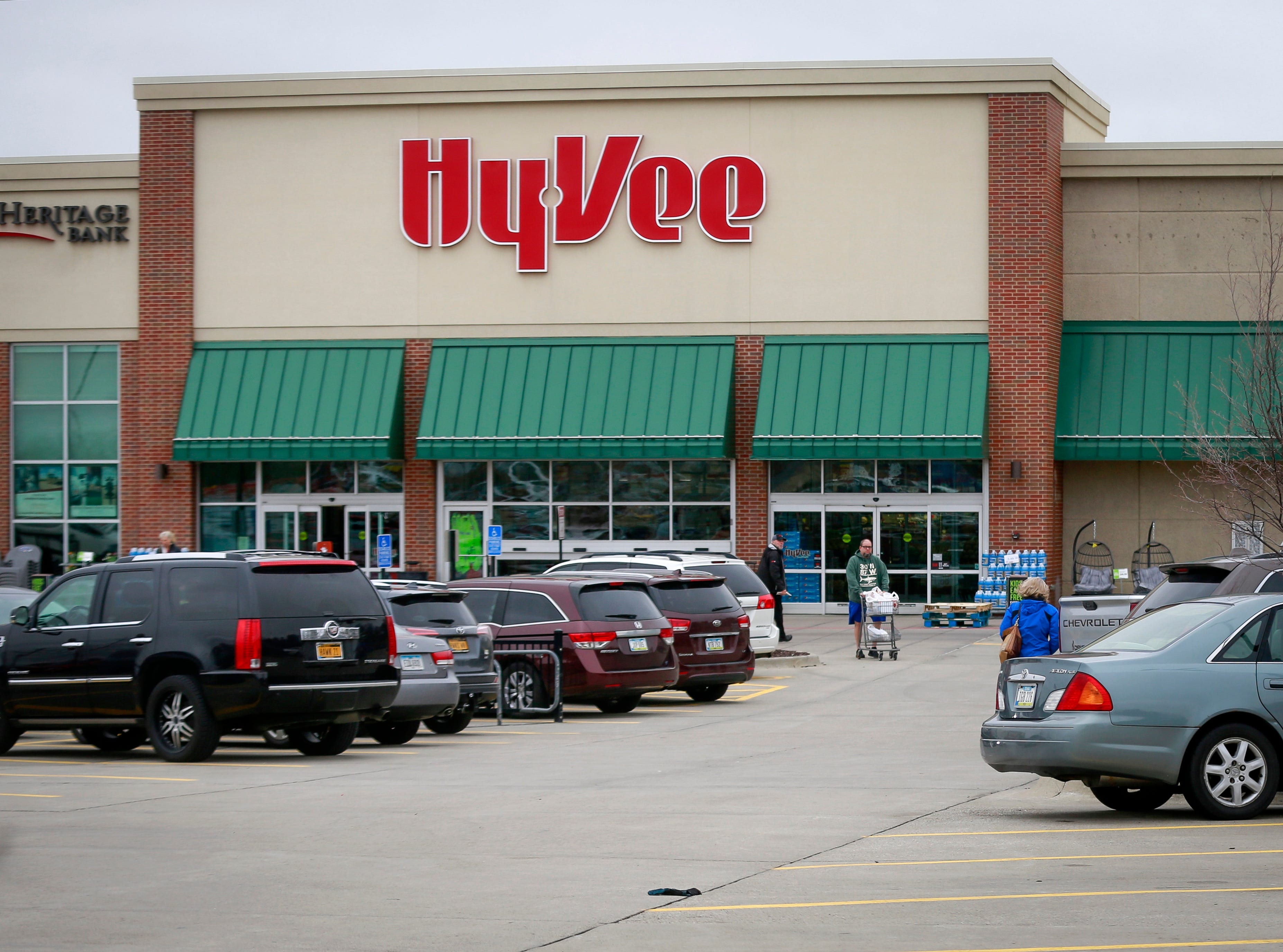 Hy Vee S Louisville Expansion Could Be Difficult Amid Lay Offs   7bd6742c F35e 4122 B07c 9dc6614fa101 HyVee 20220323 Bh 06161.JPG