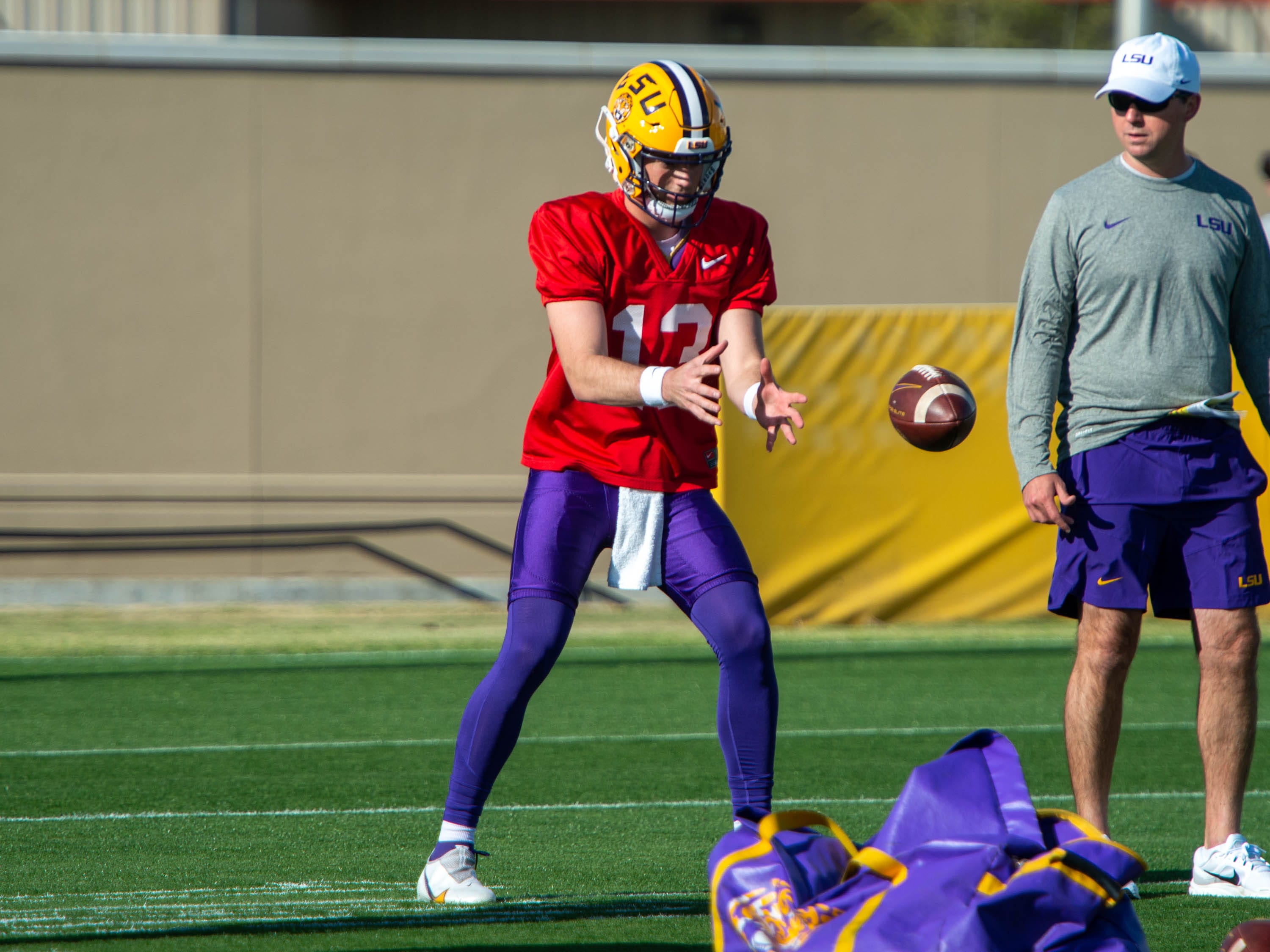 2ec7c170-92f3-4ab0-9c82-2e988f3e44af-LSU.Spring.Practice_14_of_31.jpg