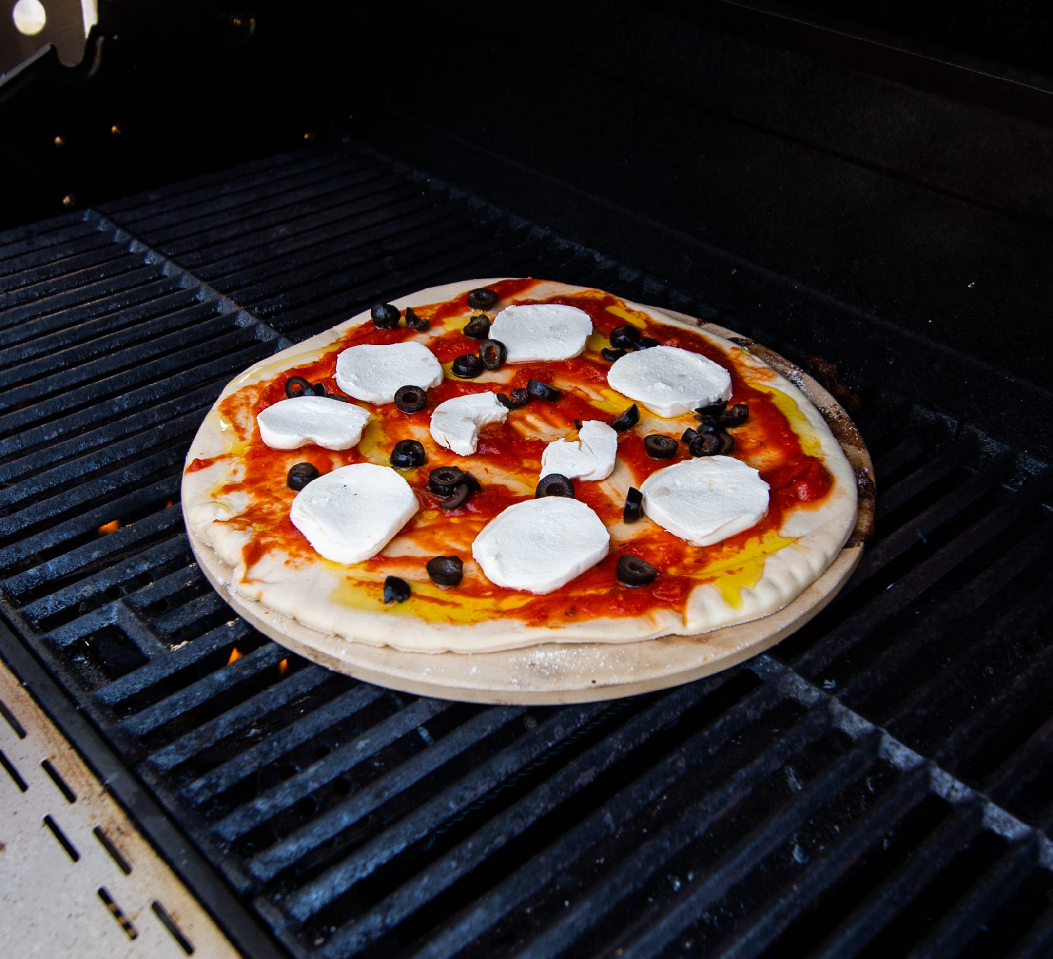 How to Grill Pizza, Grilled Pizza Recipe