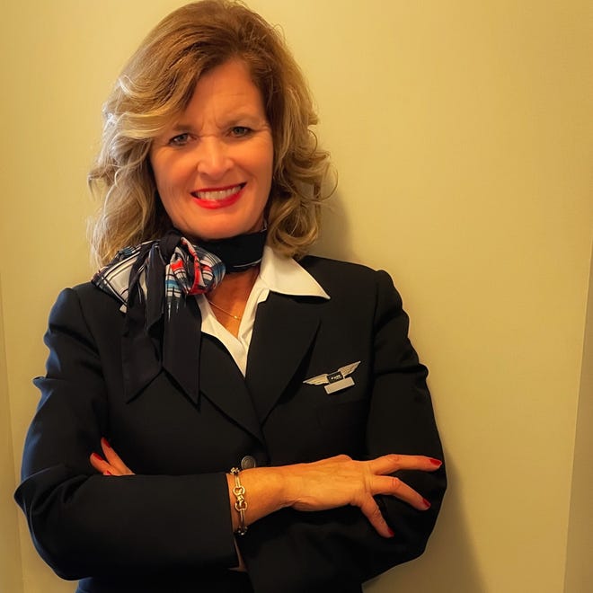 Former Indianapolis traffic reporter, WTHR, becomes flight attendant