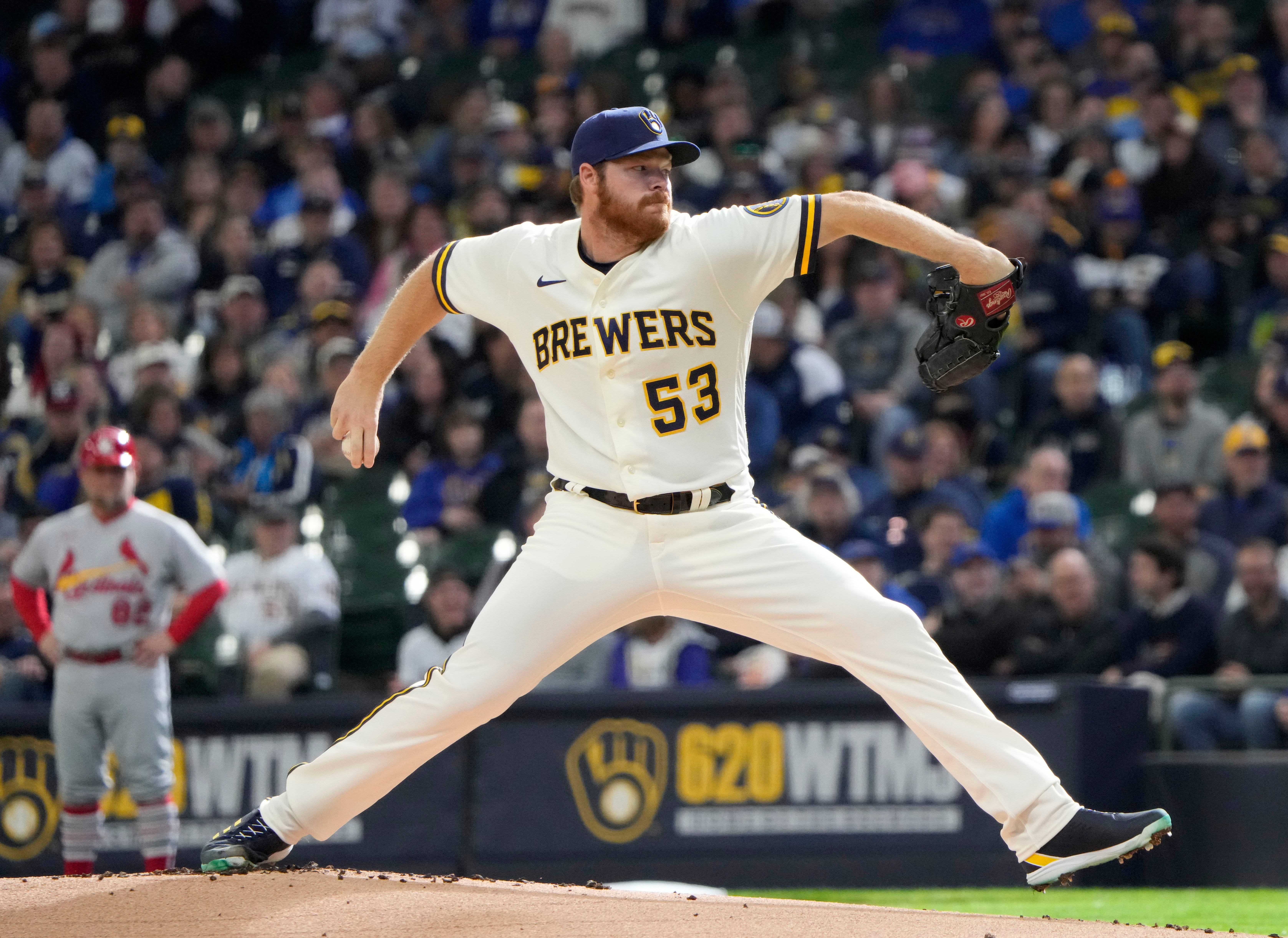 milwaukee brewers pitchers