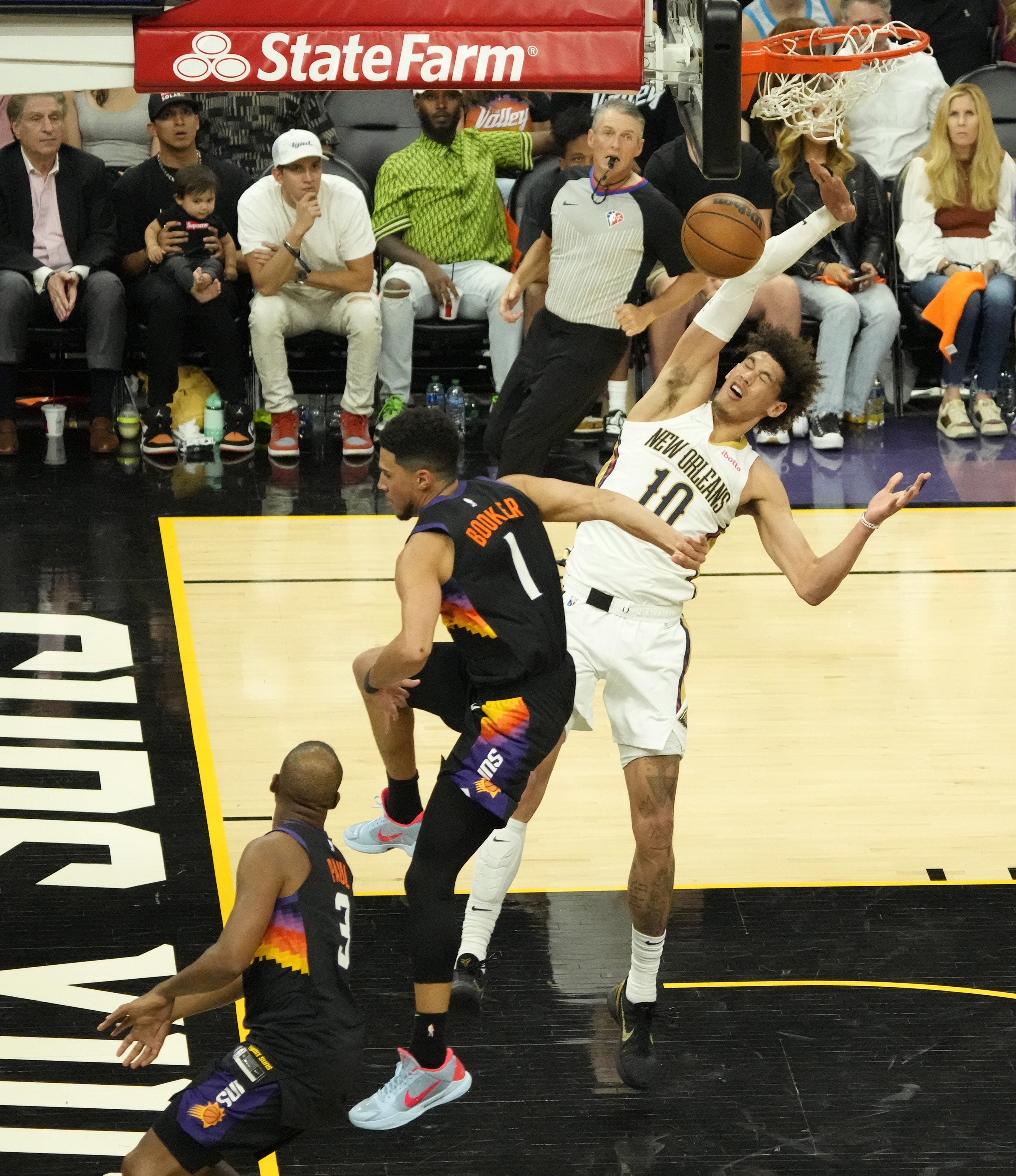 Phoenix Suns' Devin Booker Fist-bumps Baby In NBA Playoffs Game 2 Loss