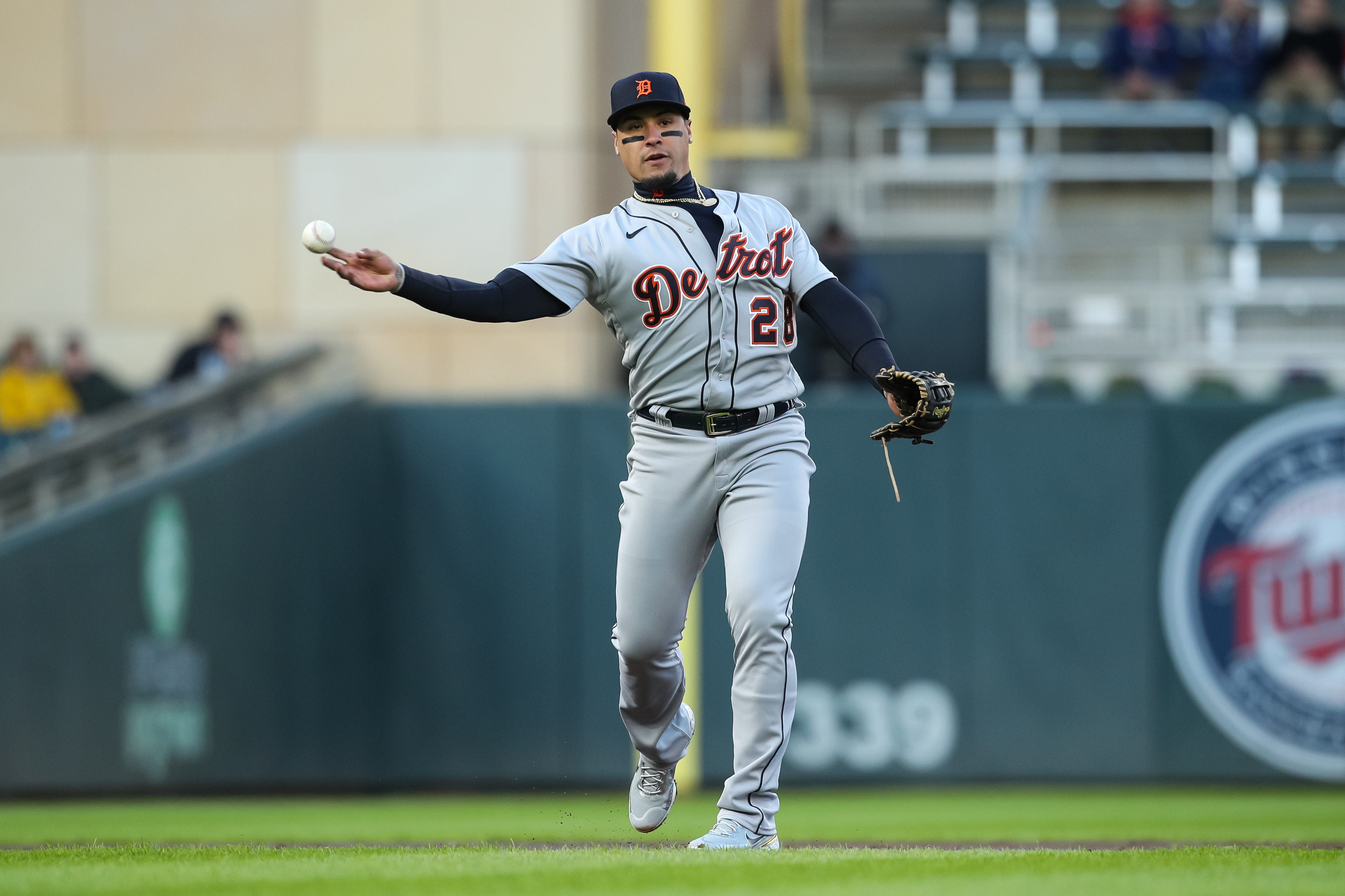 Detroit Tigers On Wrong Side Of Bizarre Play, Lose In Ninth At ...