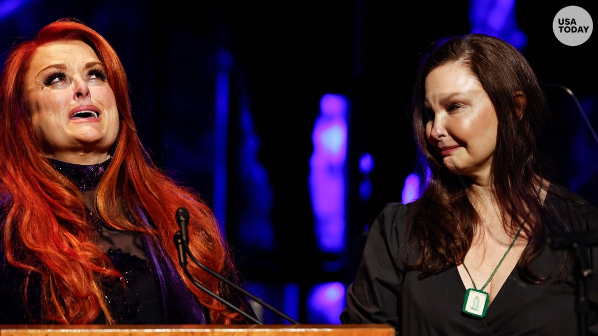 Sisters Wynonna Judd, left, and Ashley Judd on May 1, 2022, at the Country Music Hall of Fame. The event honored The Judds, mother Naomi and daughter Wynonna, who achieved 14 No. 1 hits over three decades.