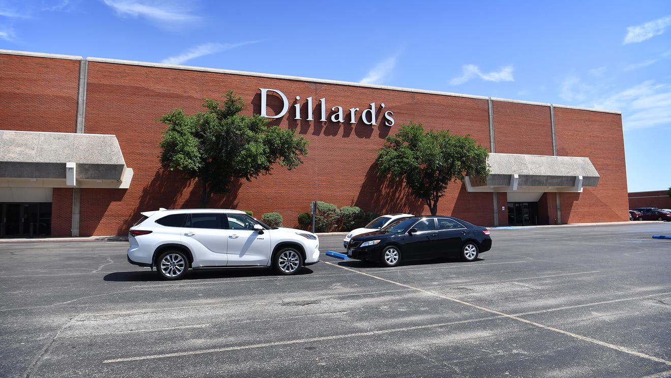Dillard's stores in Sikes Senter will close this summer