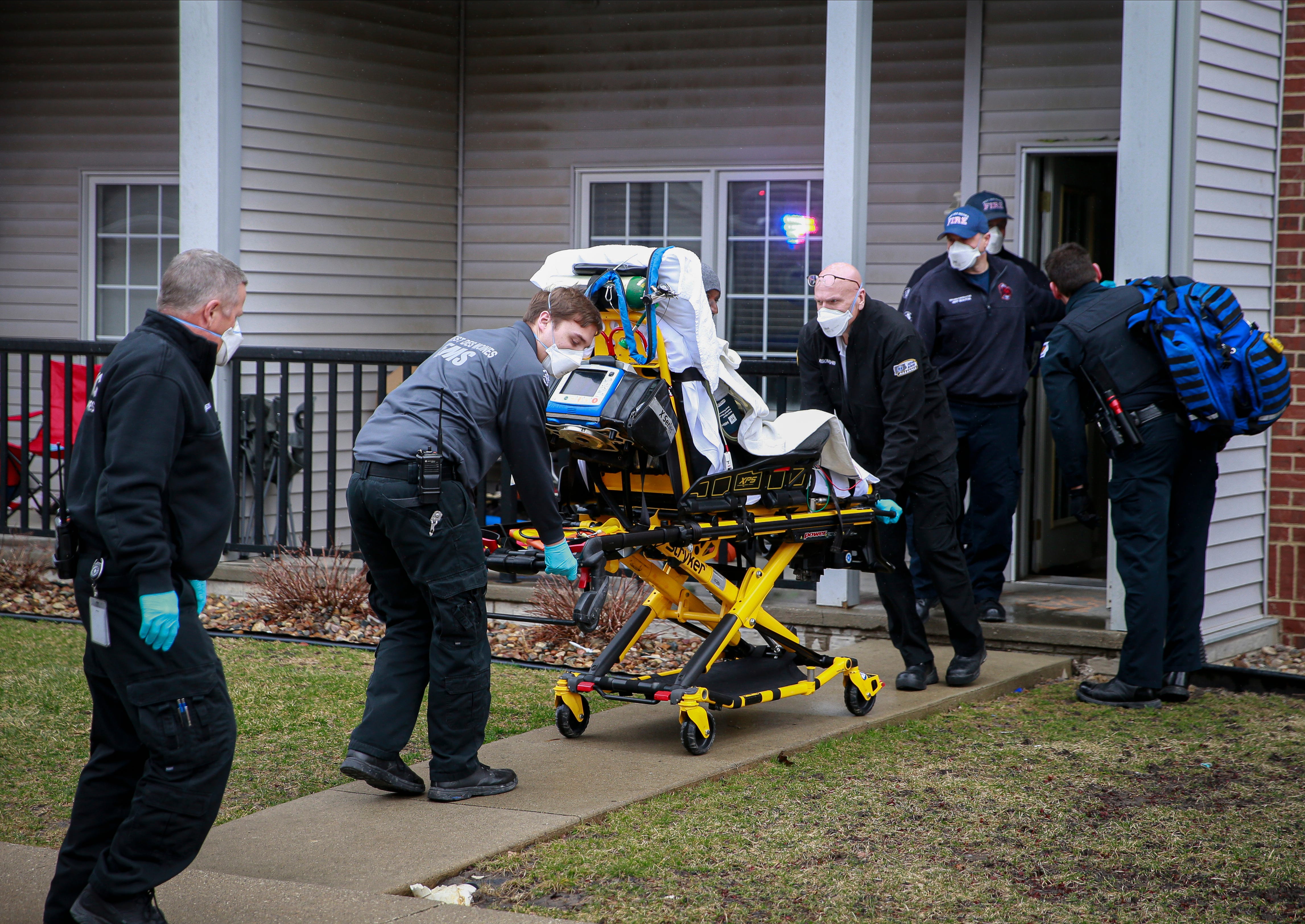 Photos: EMS Crews Respond With Ambulances In Dysart, West Des Moines ...