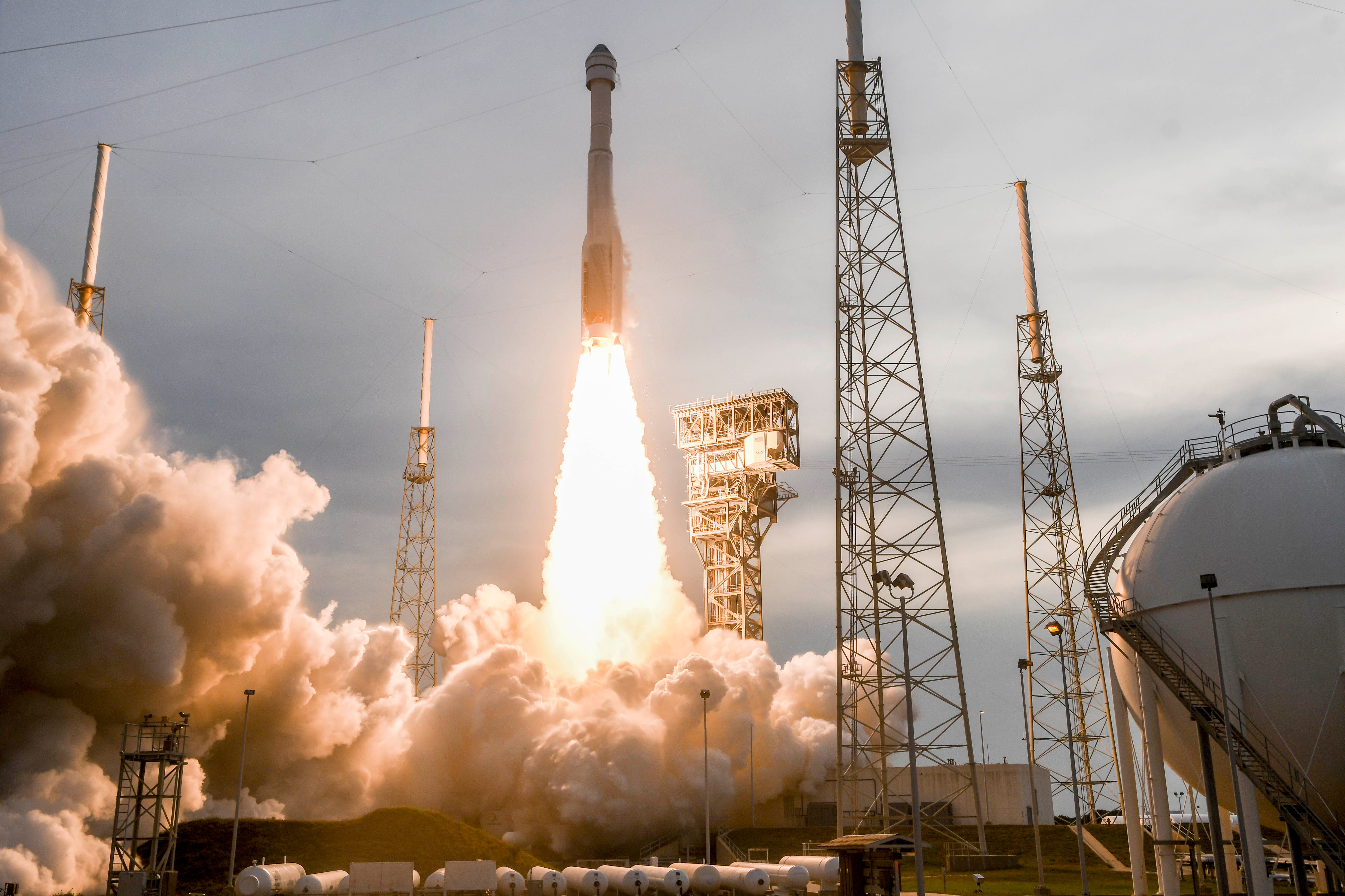 Boeing Starliner heads to space station despite two thruster failures