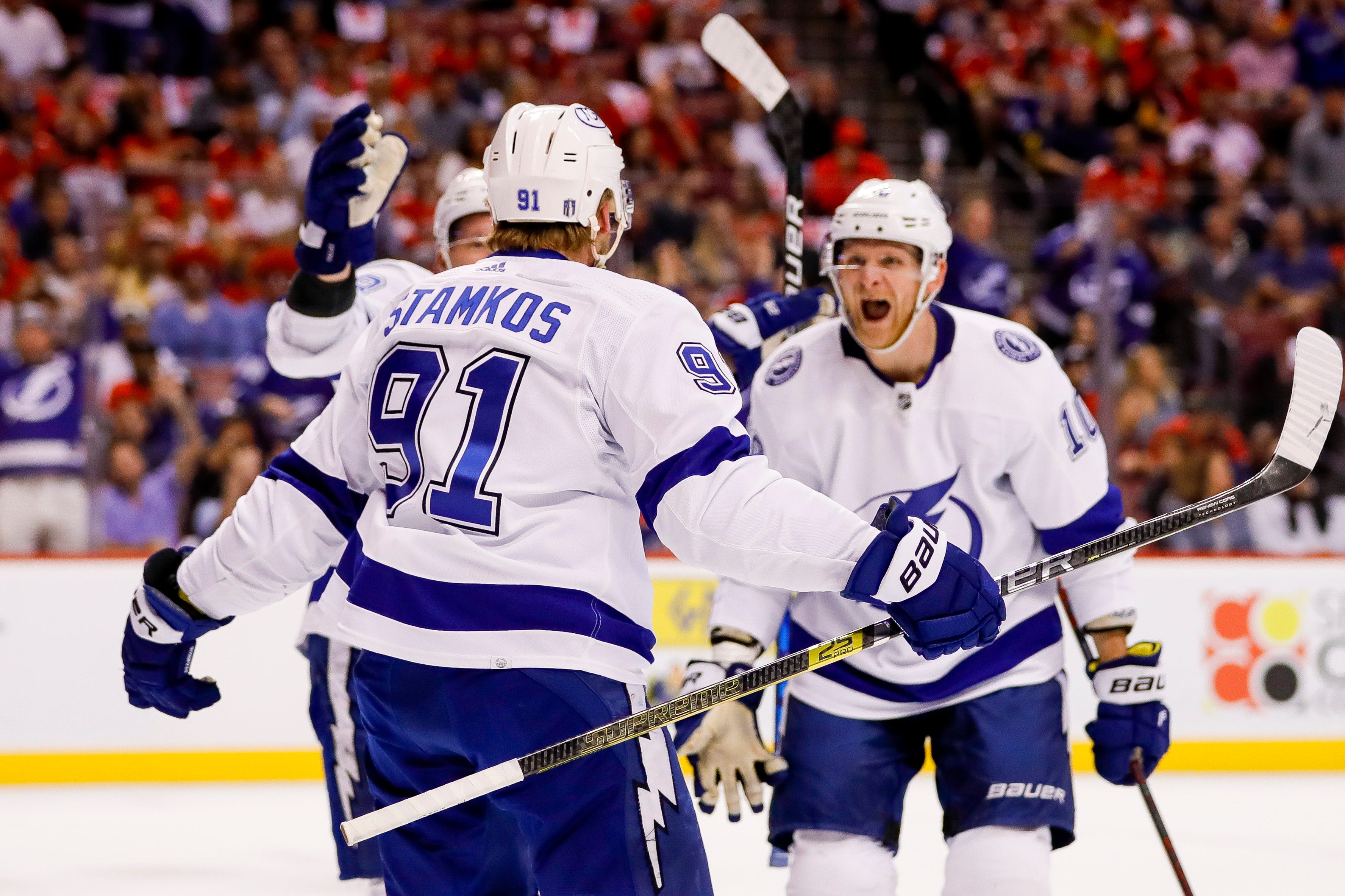 Lightning stun Panthers with last-second goal in NHL playoffs Game 2