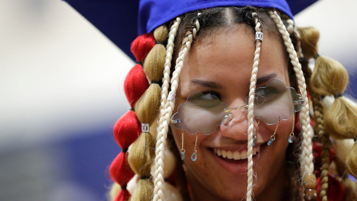 Appleton West High School Class of 2022 graduation ceremony photos