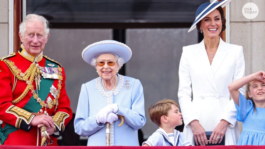 Queen Elizabeth II begins celebrations for Platinum Jubilee on June 2, 2022 in London.