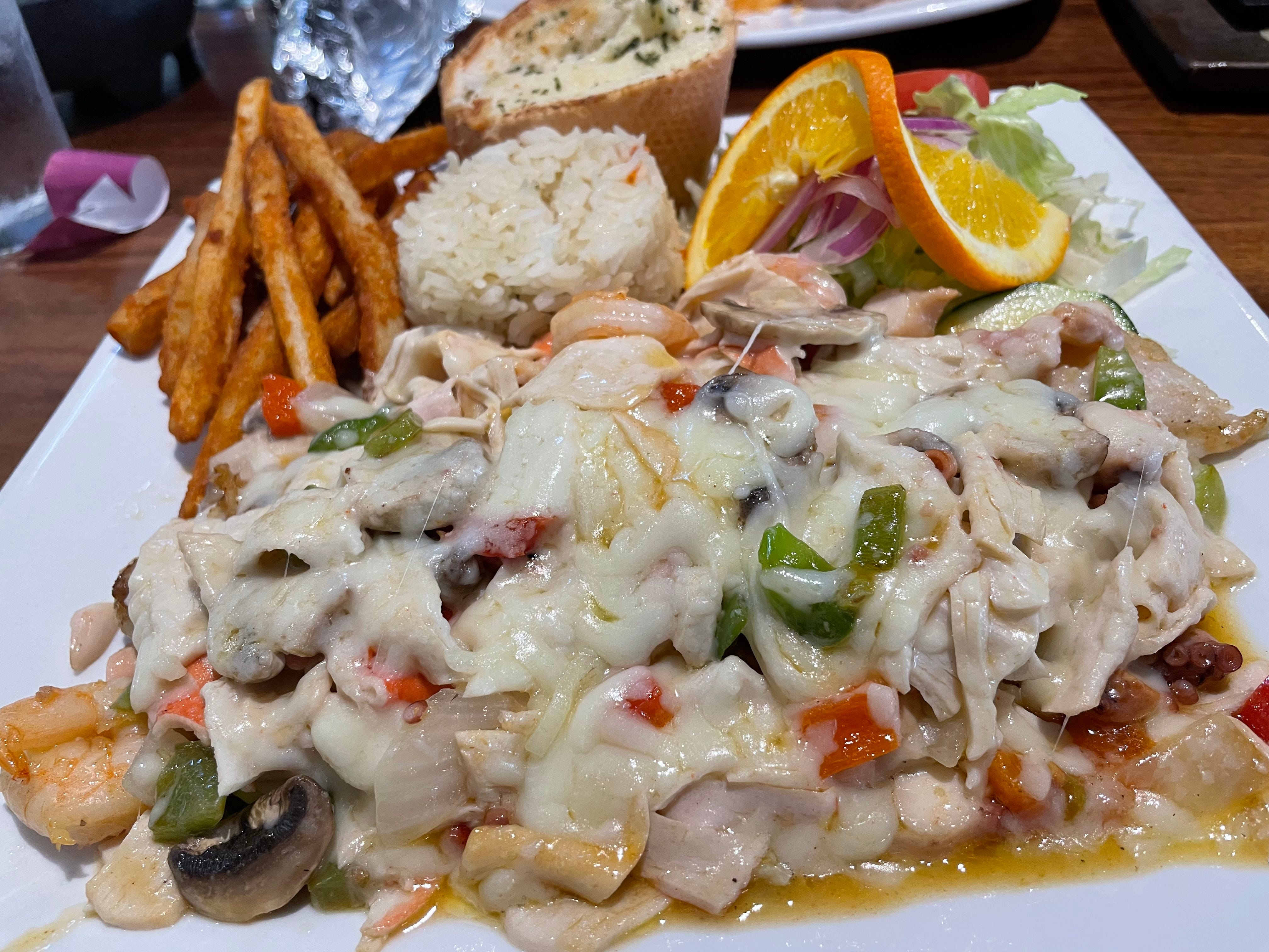 Fish is the focus at Knoxville restaurant Mariscos Pacifico Nayarit