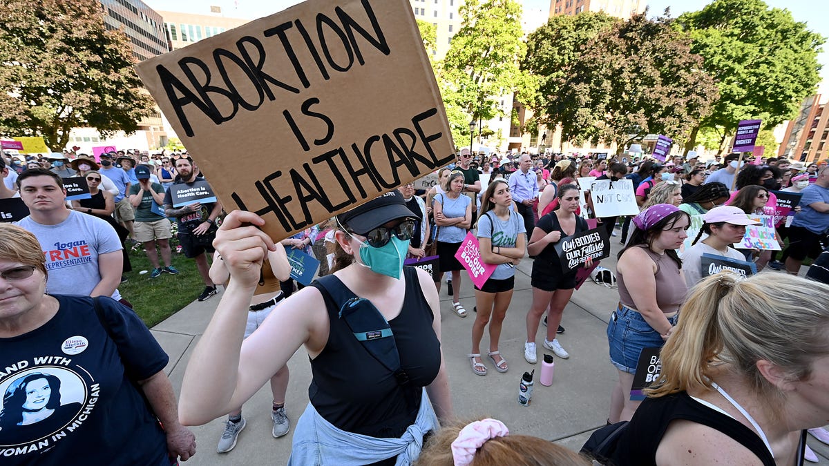 Court blocks Michigan’s 24-hour waiting period before abortion