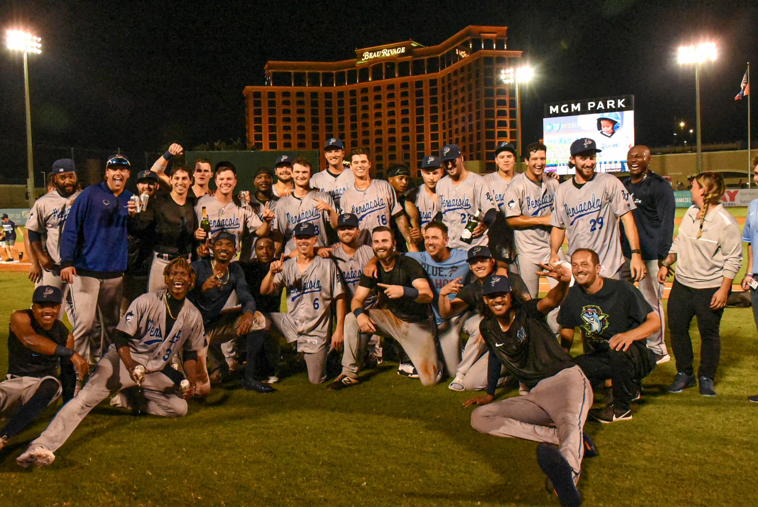 Wahoos Weekly: Blue Wahoos Get Playoff Clincher On Road