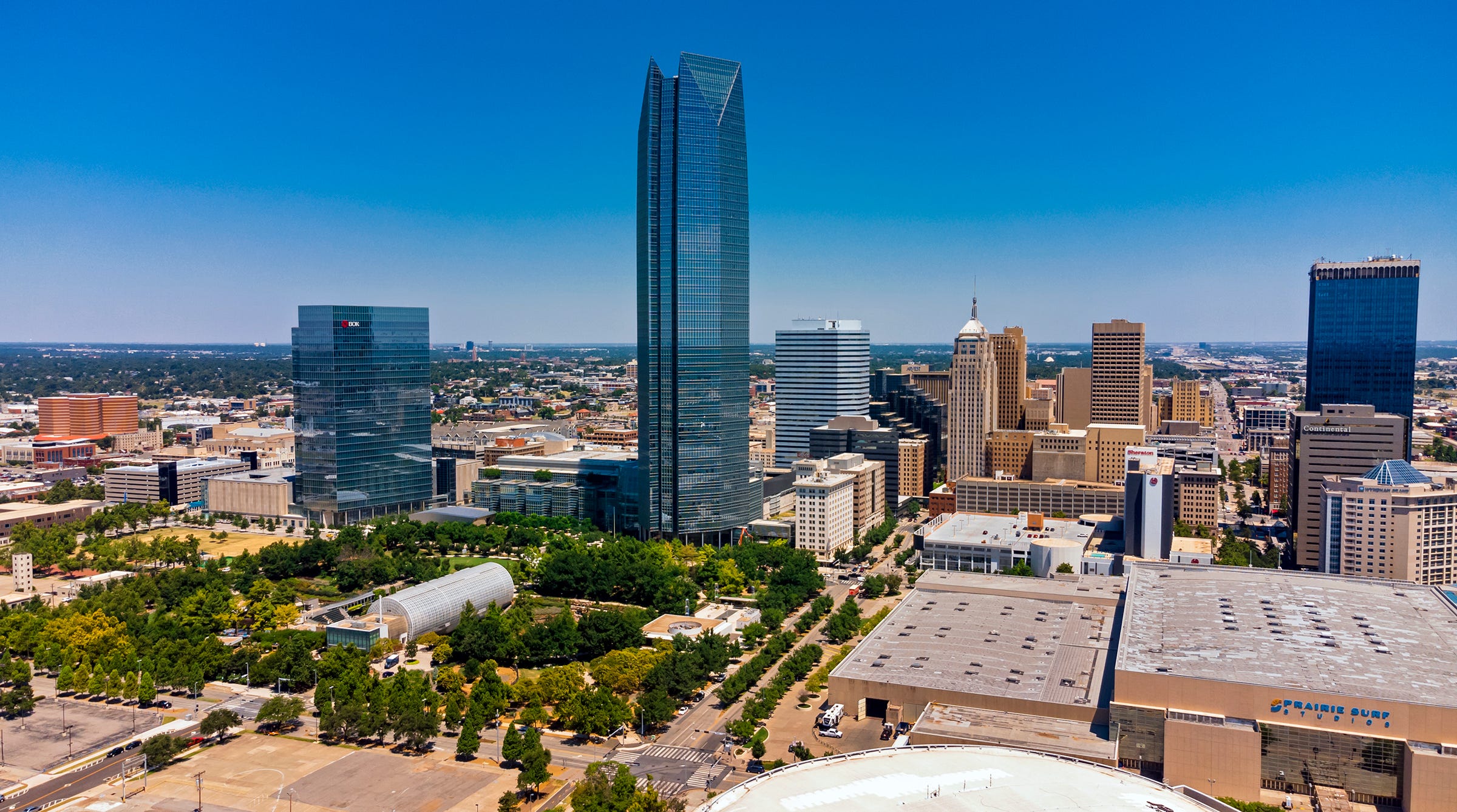 How big is Oklahoma City, and why does its size make it unique?