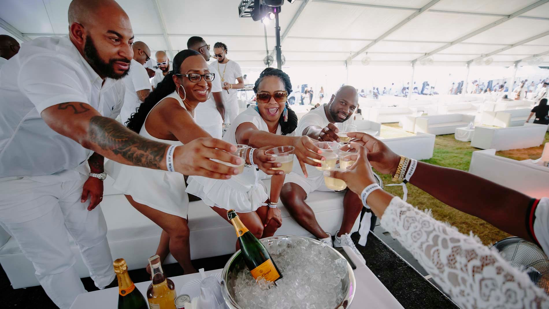 Curtis Givens' All White Affair 2022 Thousands attend annual party