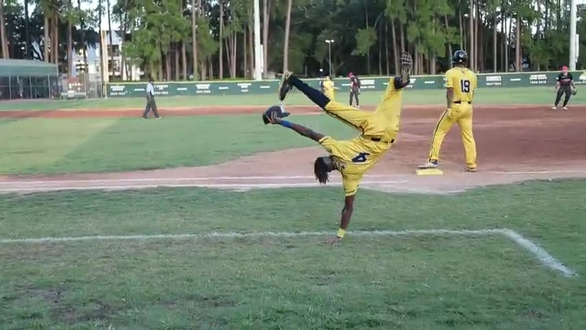 Baseball players don't dance? The Savannah Bananas beg to differ