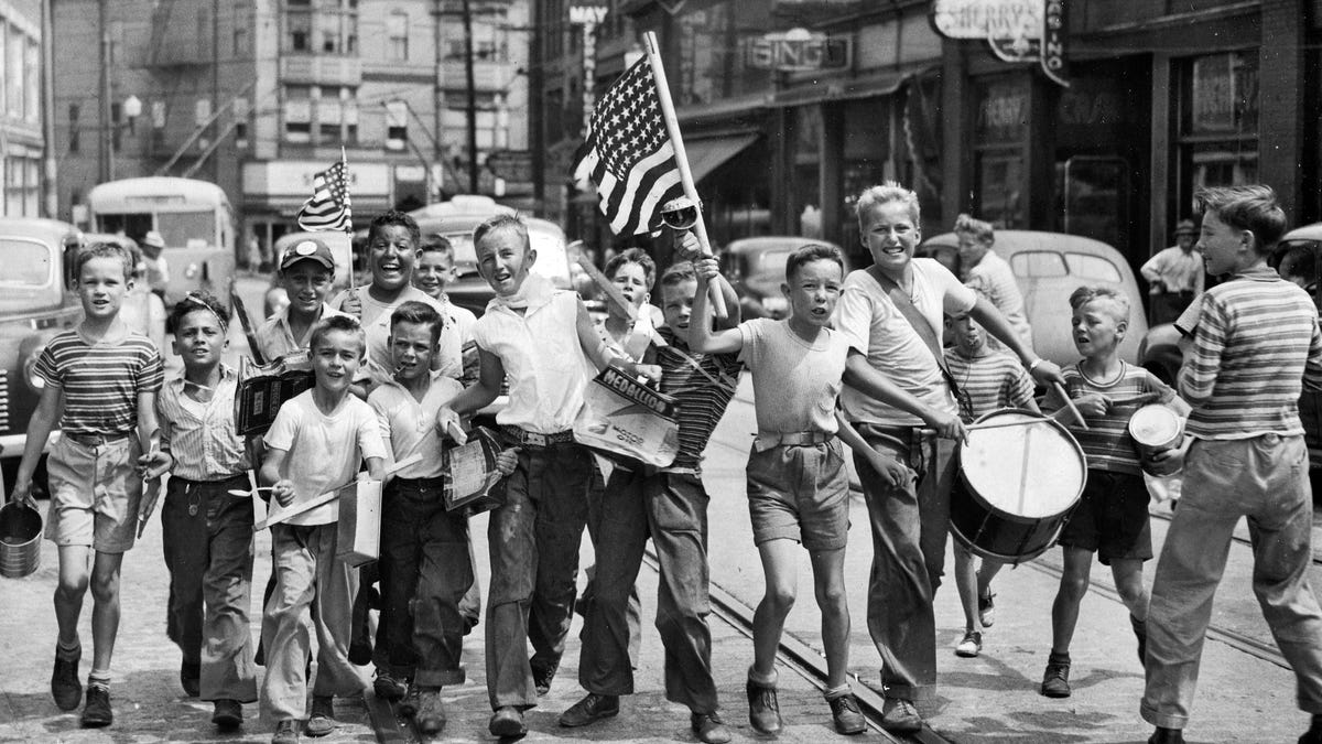 Victory Day in Rhode Island Historic Photos