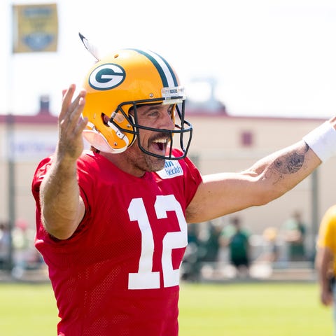 Packers quarterback Aaron Rodgers having fun at tr