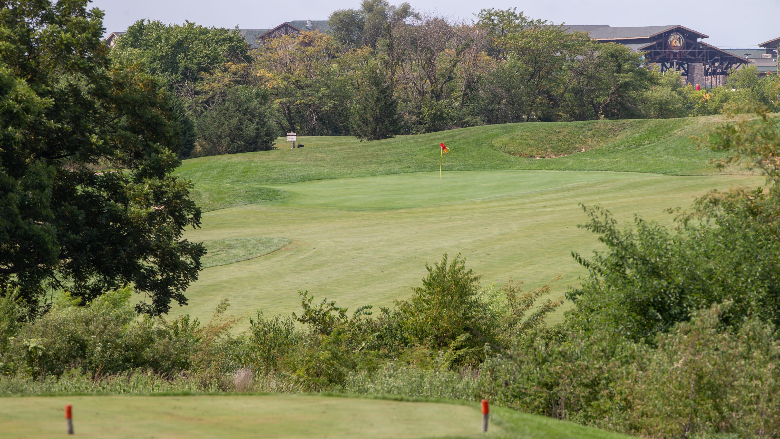 These are Kansas' top five public and private golf courses, as ...