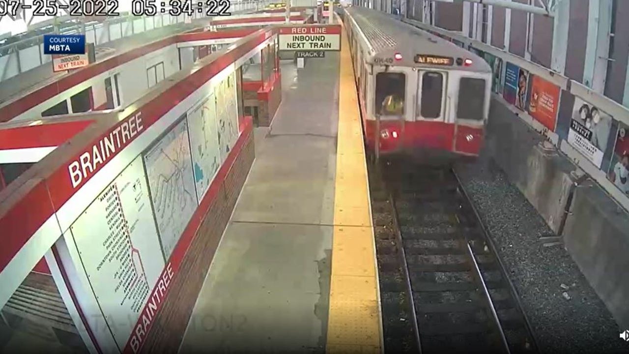 Video shows uncontrolled Red train through Braintree stop
