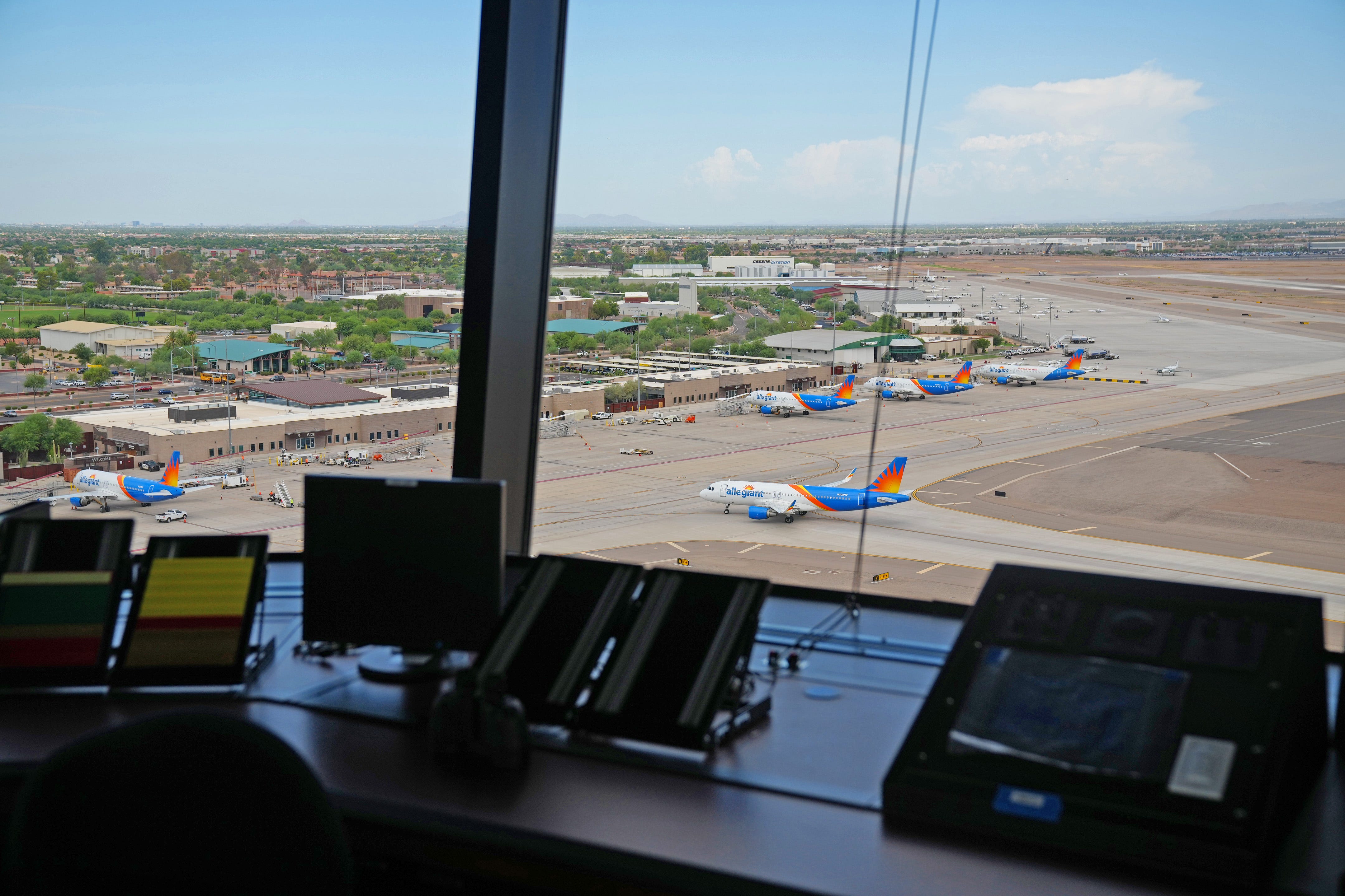 Phoenix-Mesa Gateway Airport New Air Traffic Control Tower