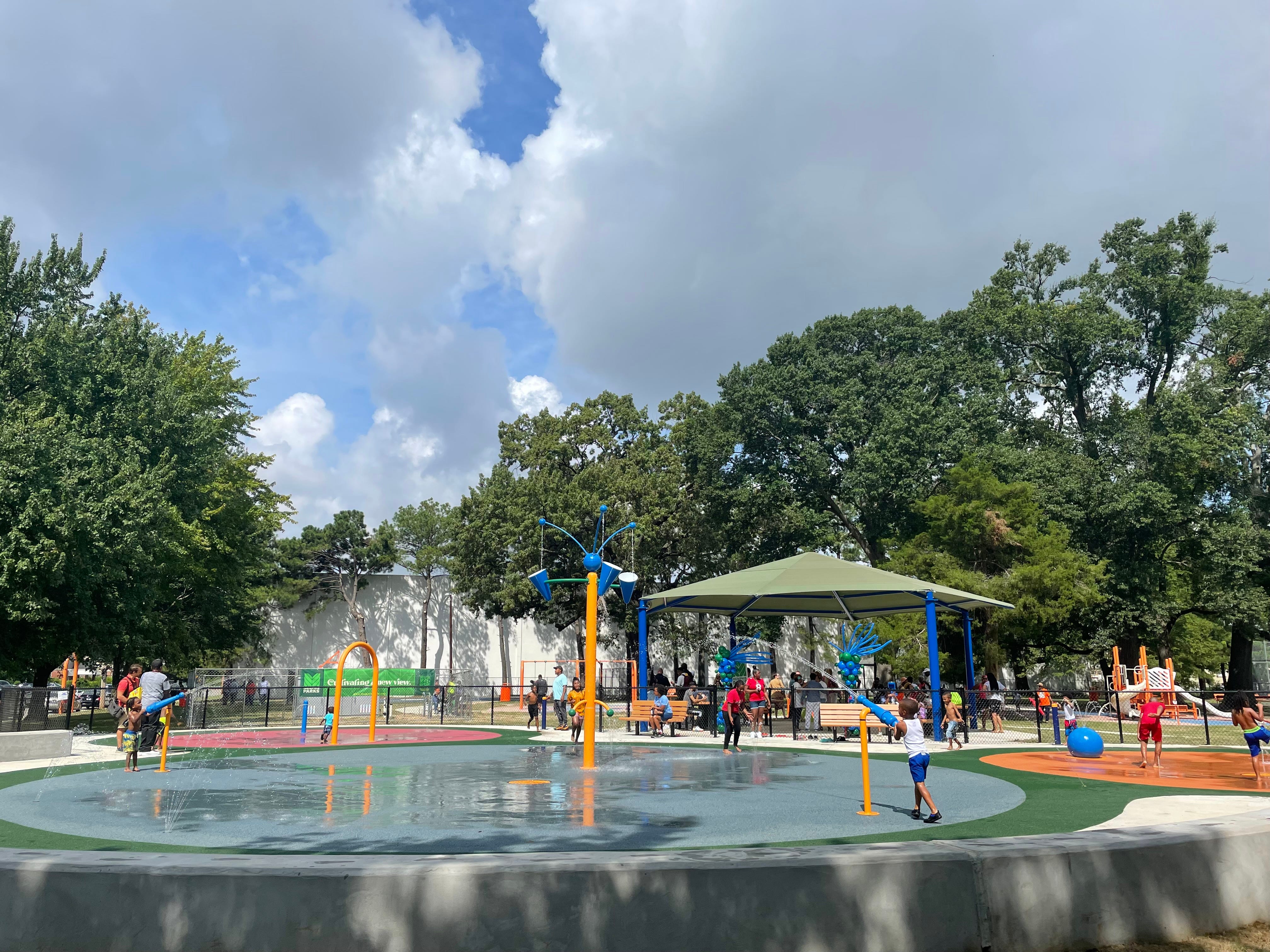 Memphis Opens New Splashpad At Orange Mound Park