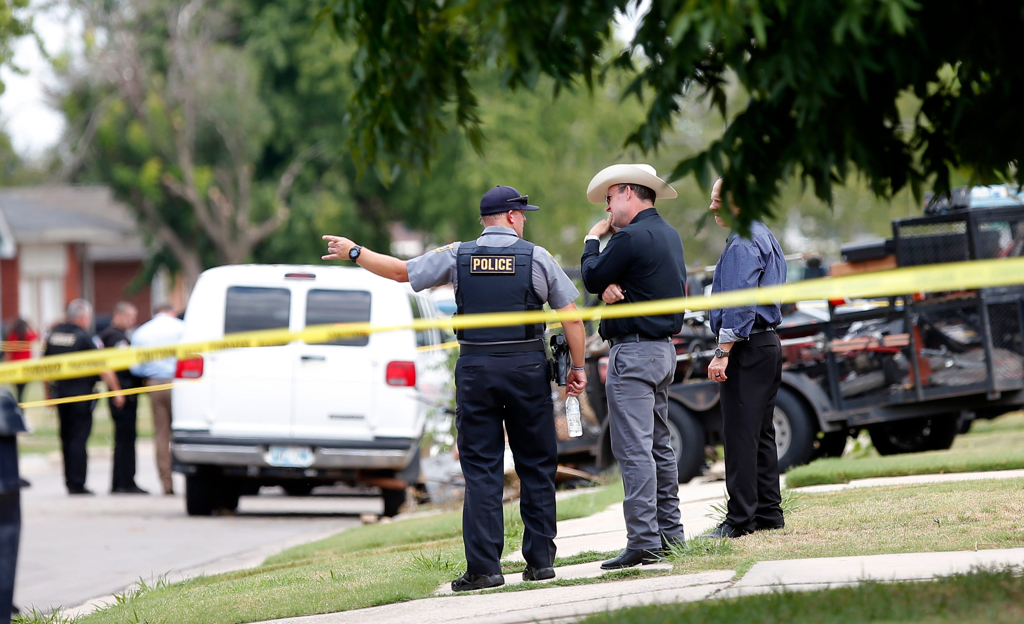 Videos Show Oklahoma Police Chase After Deputy Killed In Shooting