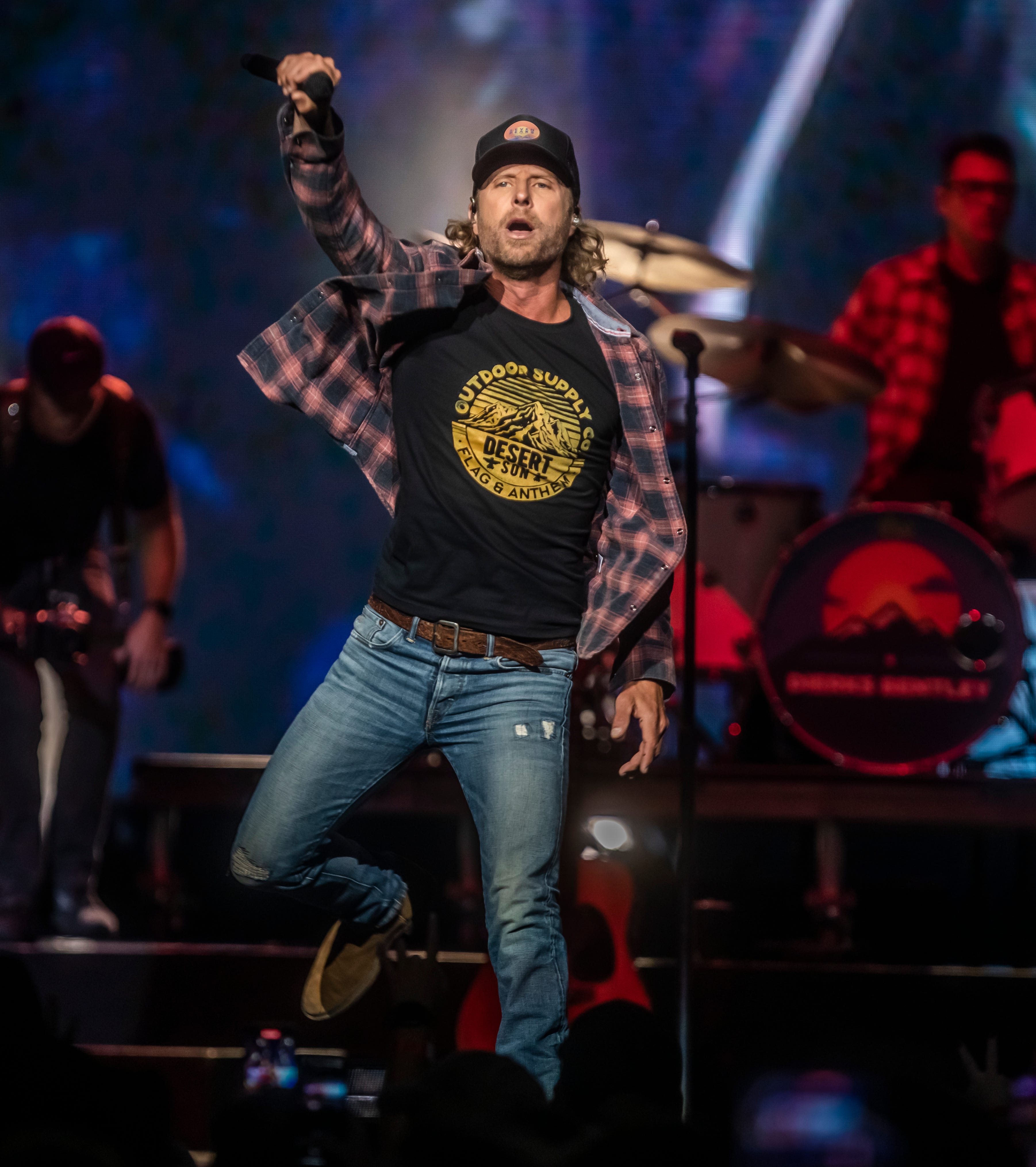 Dierks Bentley Plays Hits Honors Country Tradition At Bridgestone Arena   D799a000 C2b0 4a5a B5b8 Bd97238f18b4 Dierks Bentley 17 