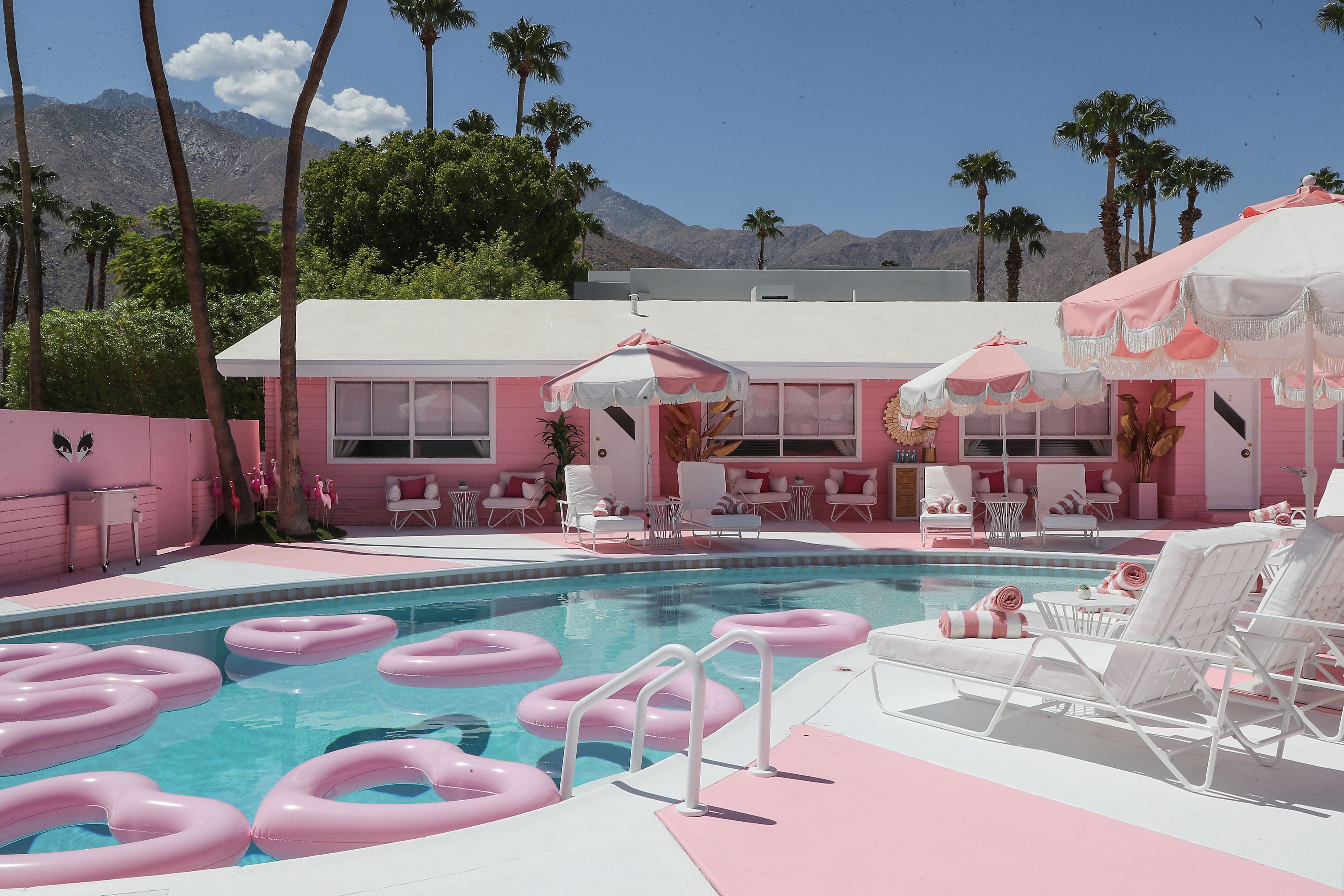 Trixie Motel From Drag Queen Trixie Mattel Officially Open For Business ...