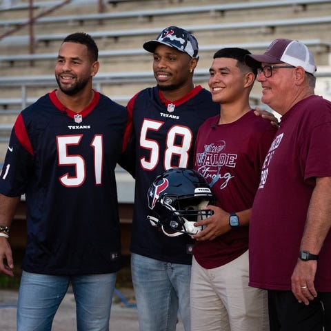 Houston Texans players Kamu Grugier-Hill and LB Ch